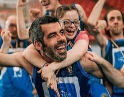 "Campeones" (10,3%) juega bien y alegra a La 1, mientras 'Déjate querer' (11,6%) mejora en share