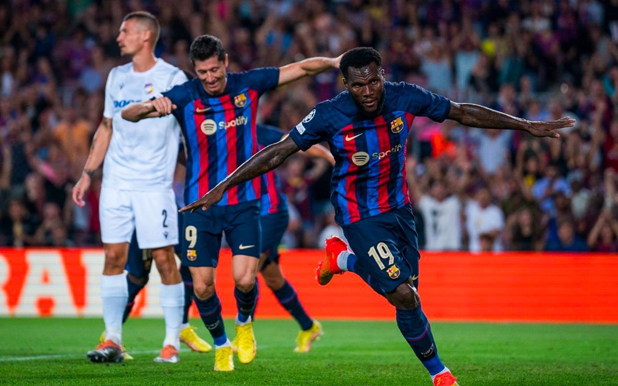 'Directo Gol' se alza con el liderato con su cobertura de la actualidad futbolística