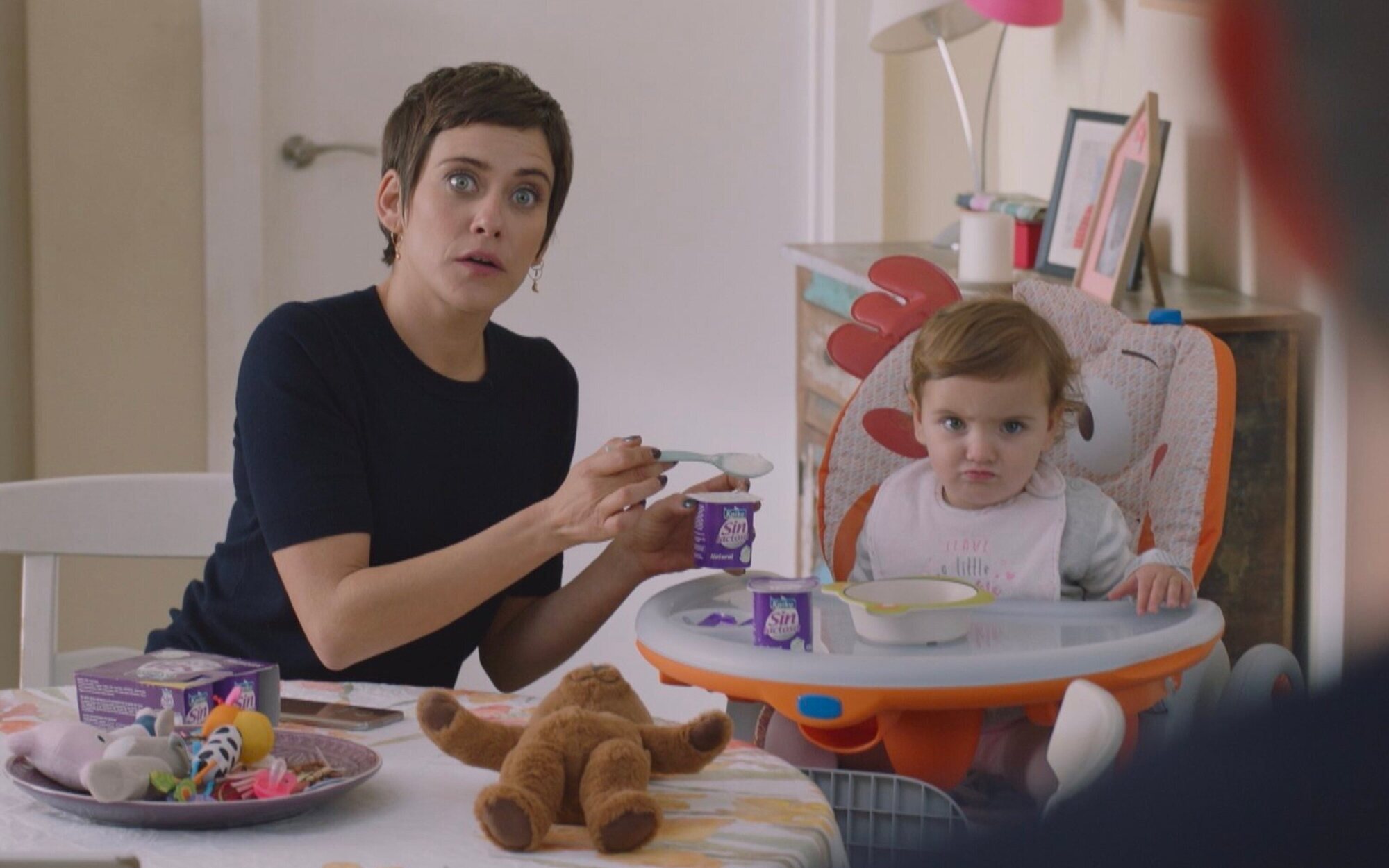 Salen a la luz los insultos a los policías que María León presuntamente agredió