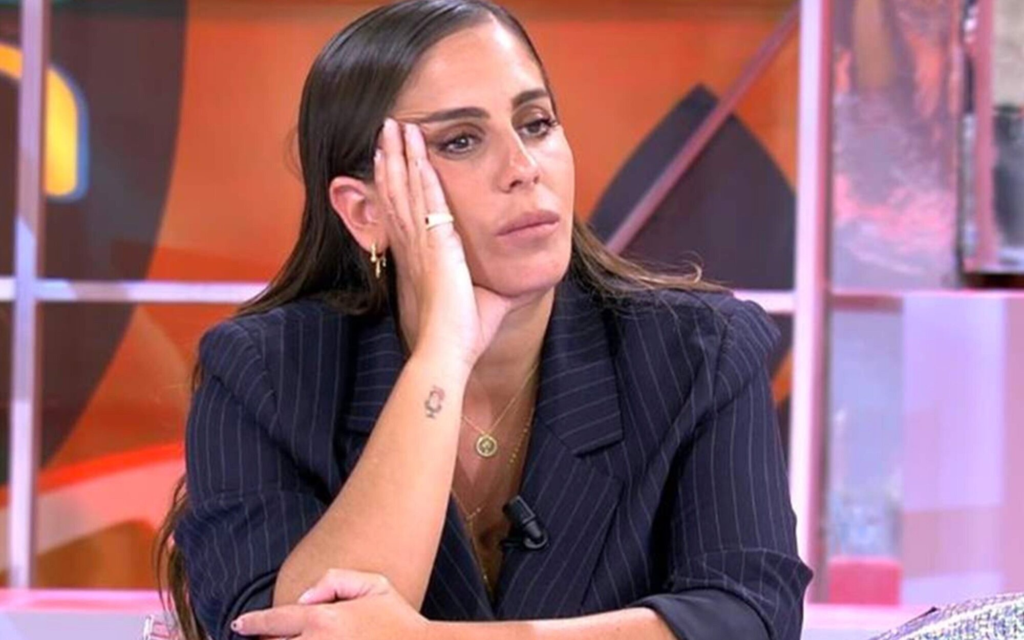 Anabel Pantoja se sienta en 'Viernes deluxe' tras meses renegando de 'Sálvame'