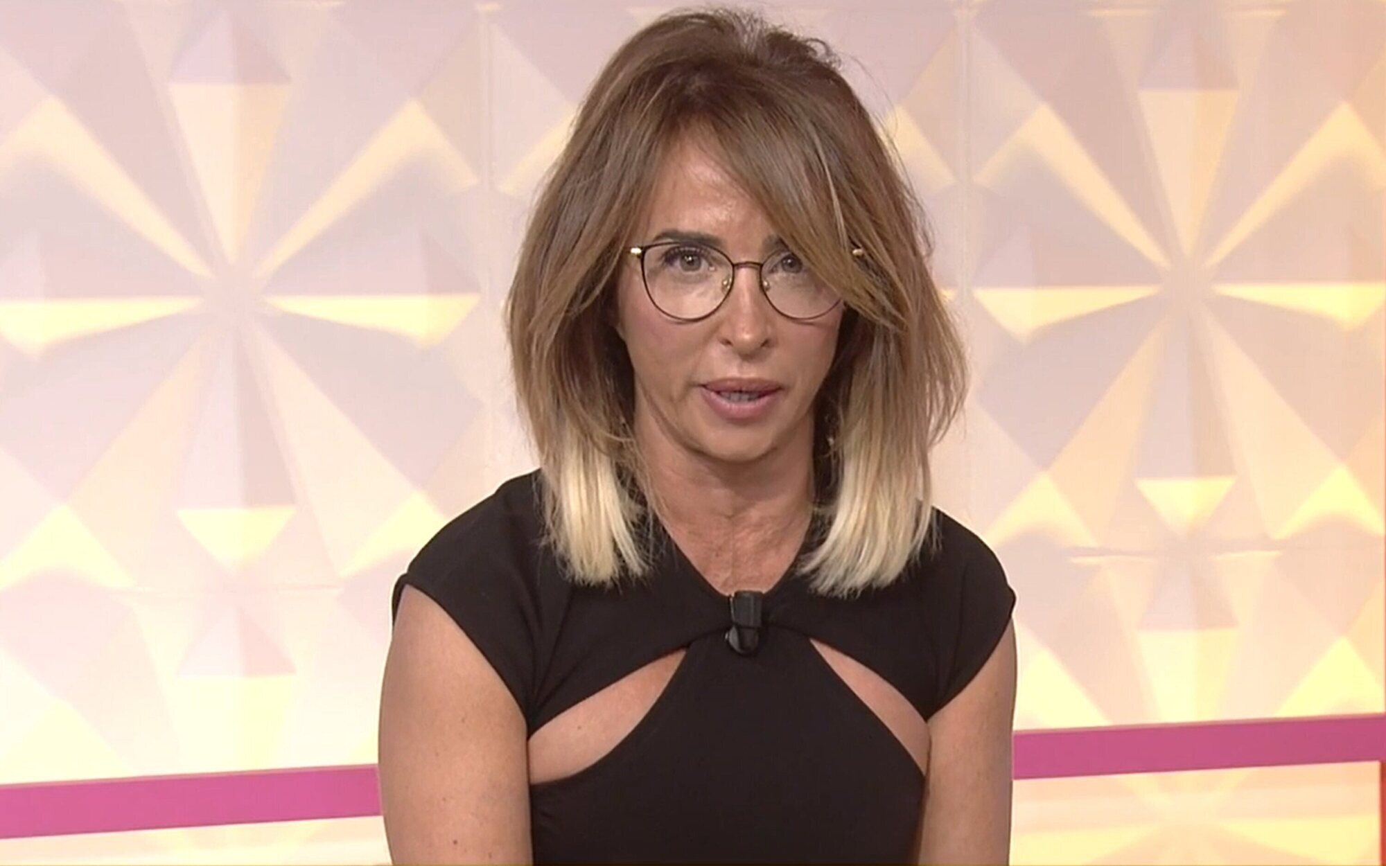 El sangriento accidente de María Patiño en 'Socialité' que mancha toda la mesa