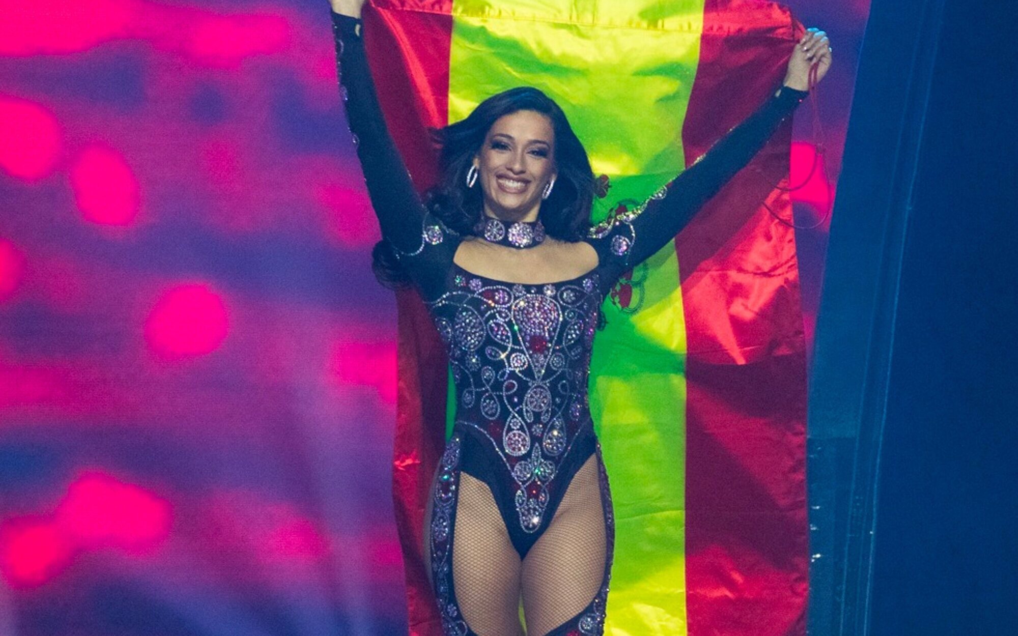 Chanel lanza el videoclip de "TOKE", la canción del Mundial de Fútbol de Qatar, el 24 de octubre