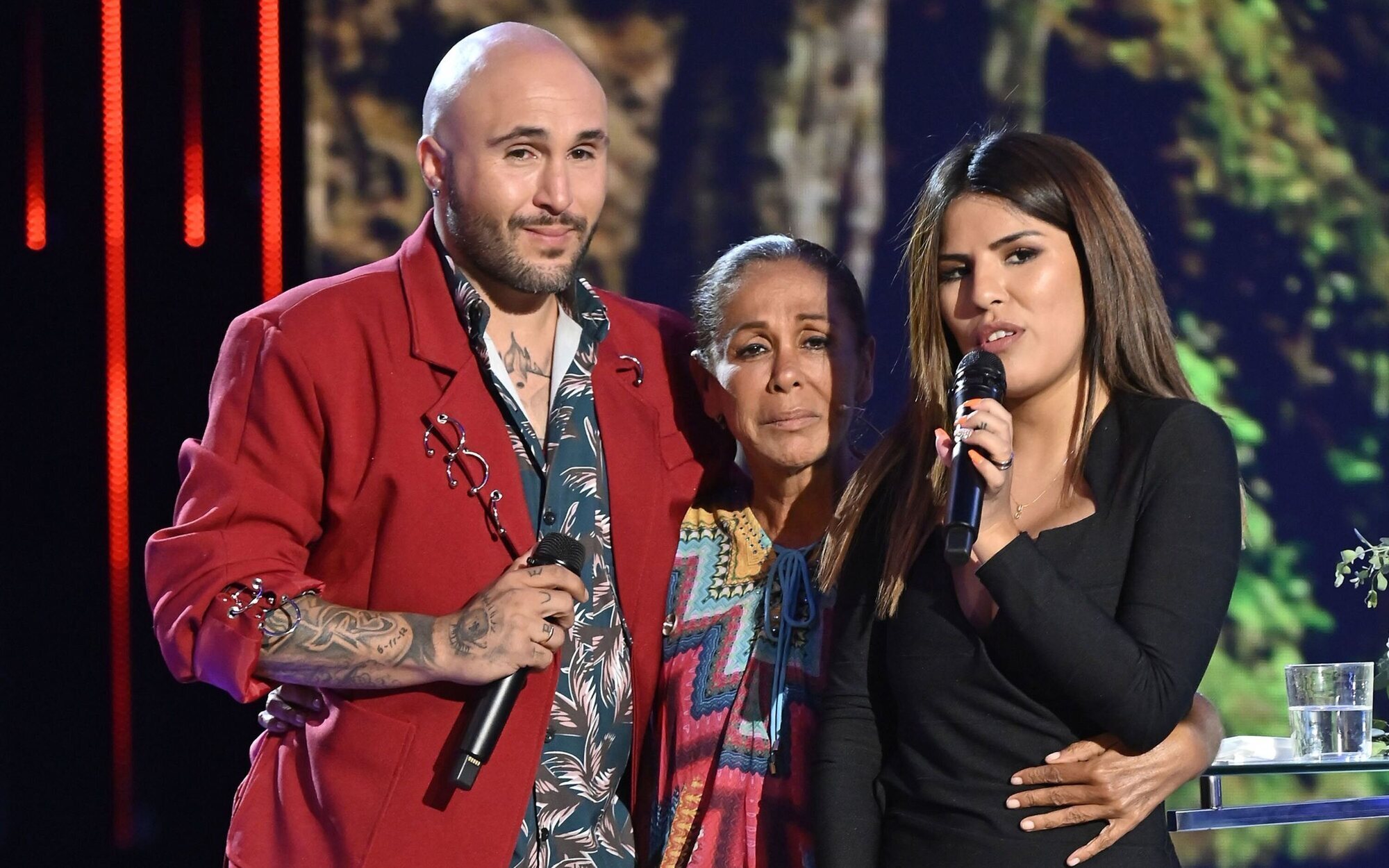 Kiko Rivera deja de lado a su madre y su hermana en plena recuperación del ictus: "Hay que tirar adelante"