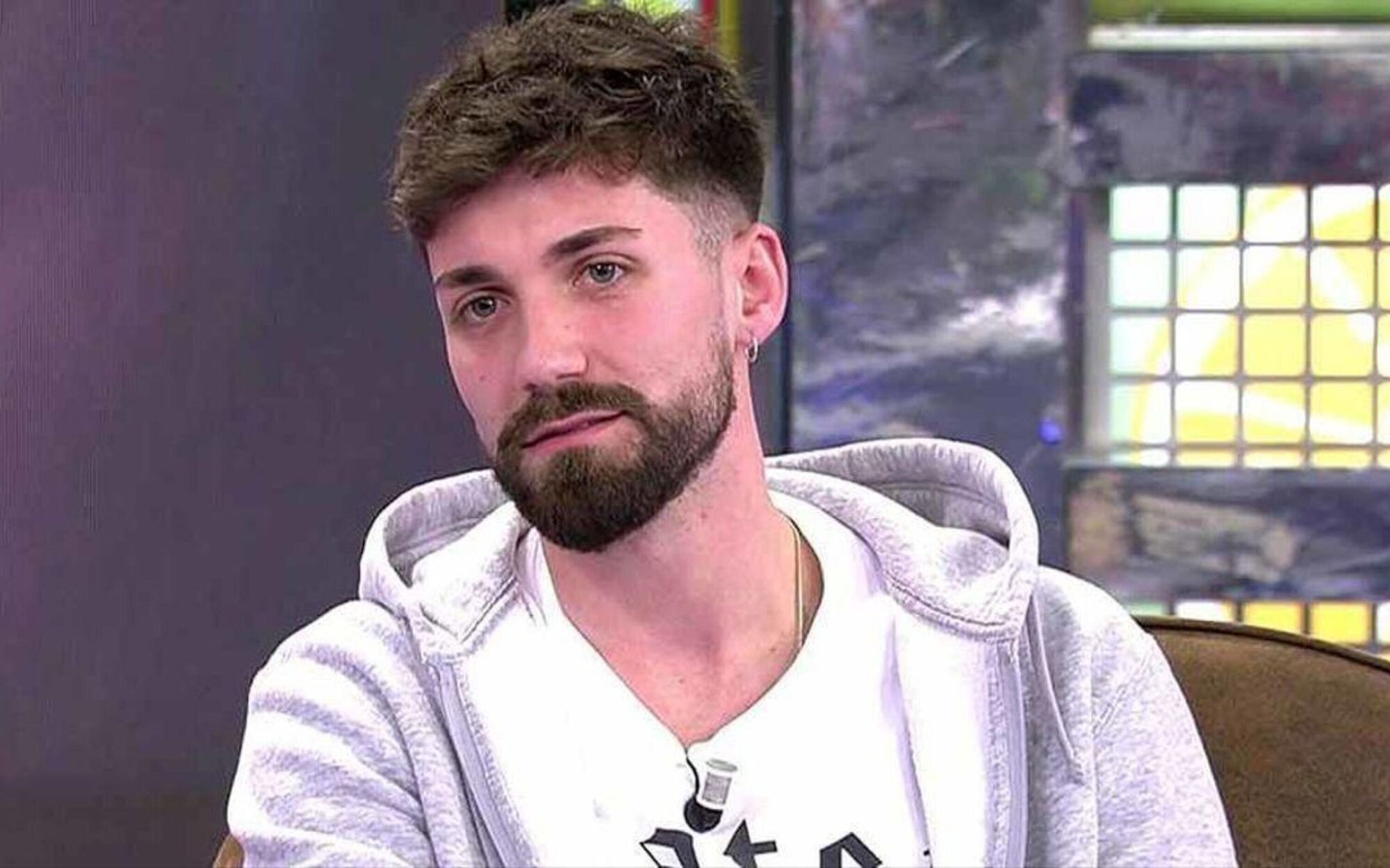 Alejandro Albalá da un giro a su vida y se convierte en el estanquero de Carabanchel