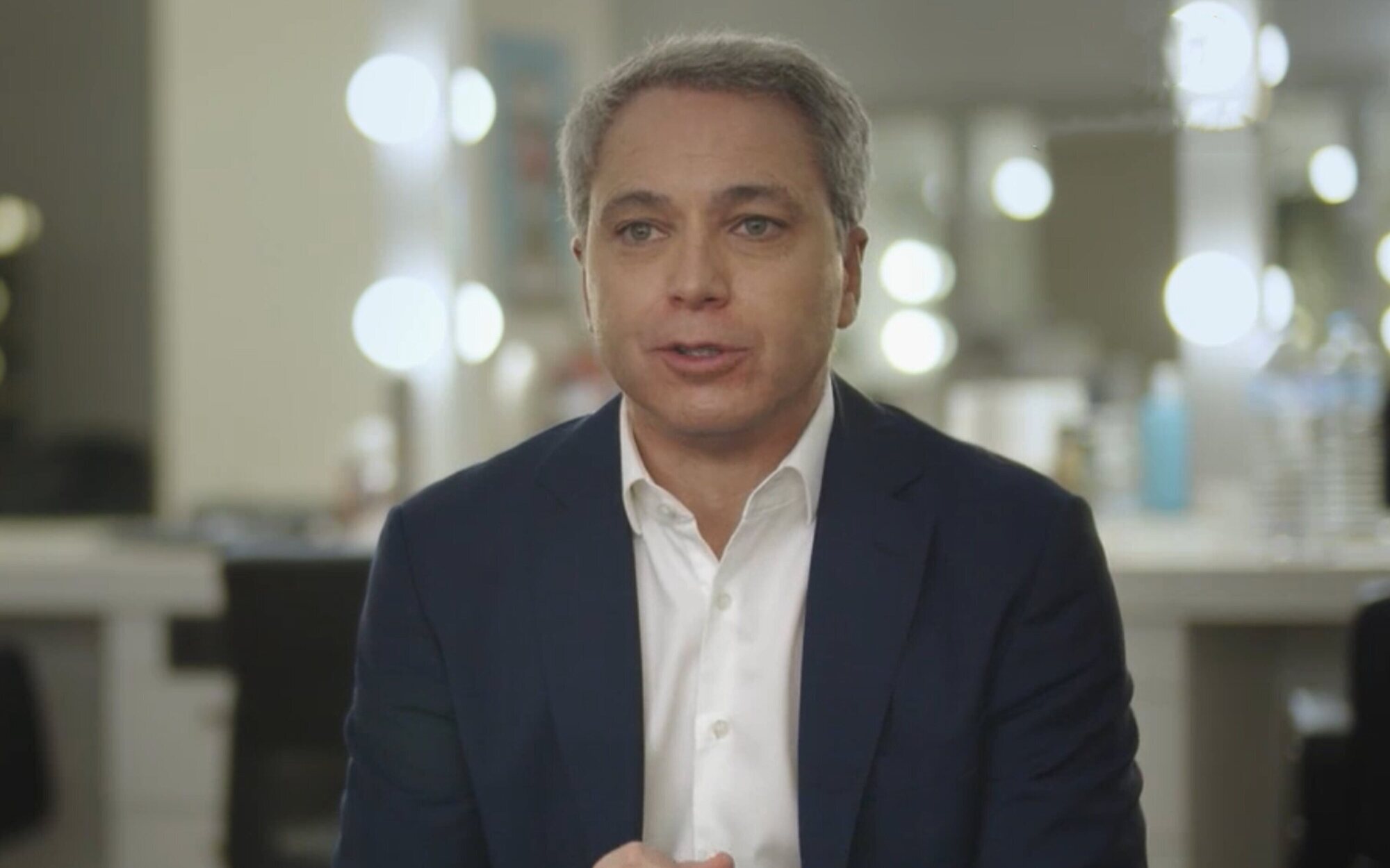 Vicente Vallés destaca a Matías Prats en 'Joaquín, el novato': "Es una referencia inevitable, un maestro"