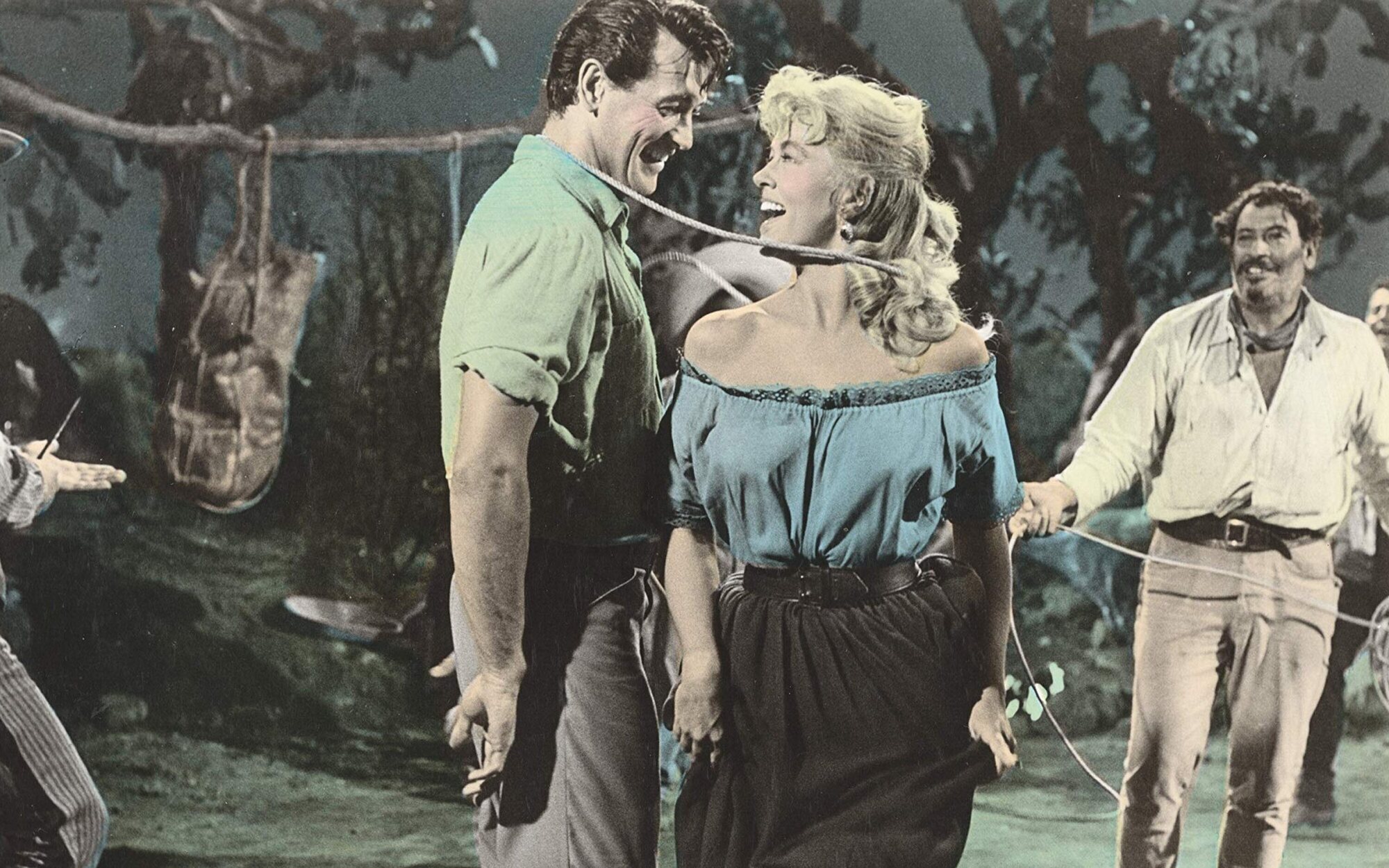 "El último atardecer" (4%) y 'Triunfo del amor' (4,2%) lideran en las tardes de Trece y Nova