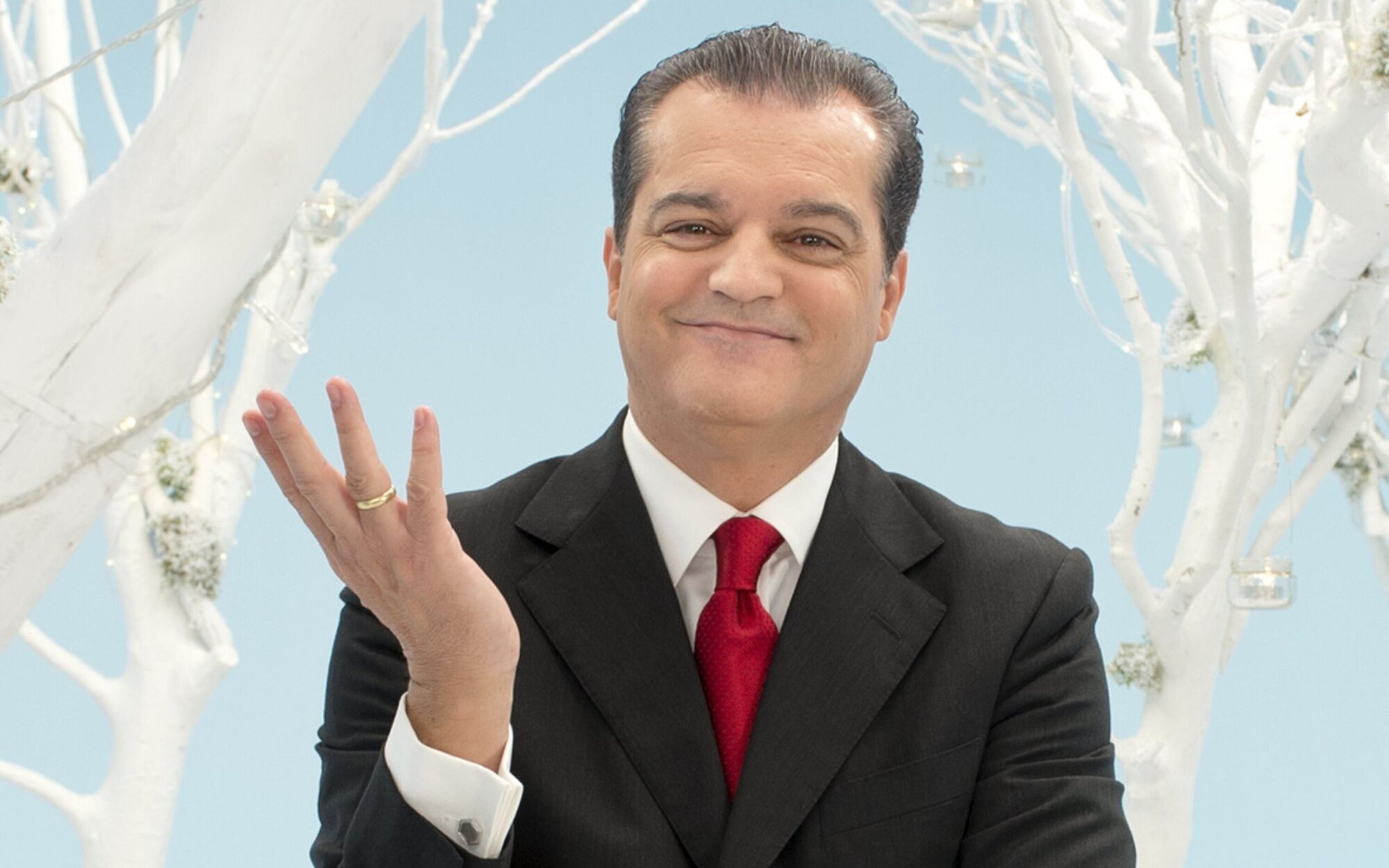 Ramón García apoya la decisión de apartar a Anne Igartiburu de las Campanadas: "Nadie es eterno en nada"