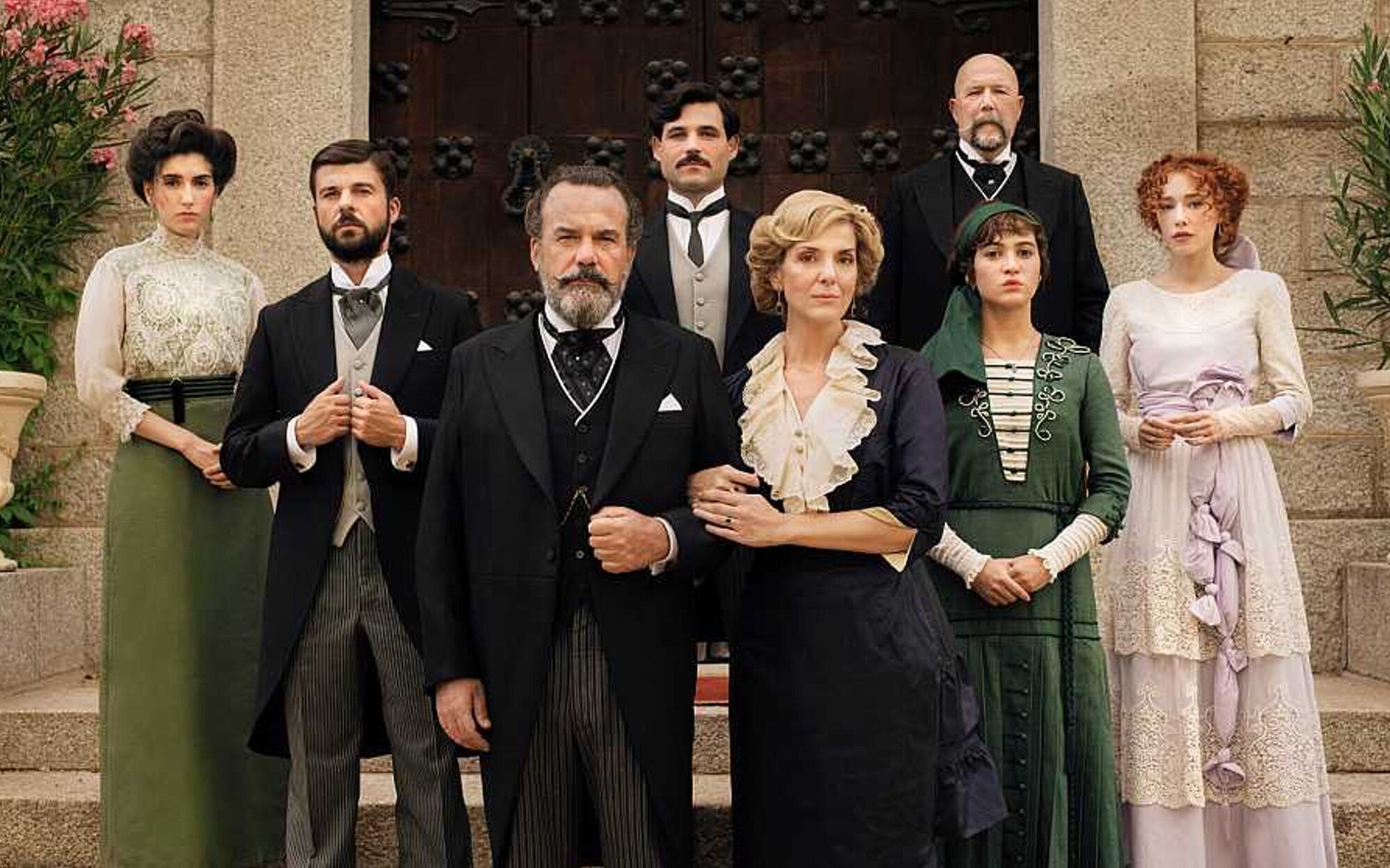 'La promesa' ya tiene fecha de estreno en la sobremesa de La 1 y Gonzalo Hermida pone voz a su cabecera