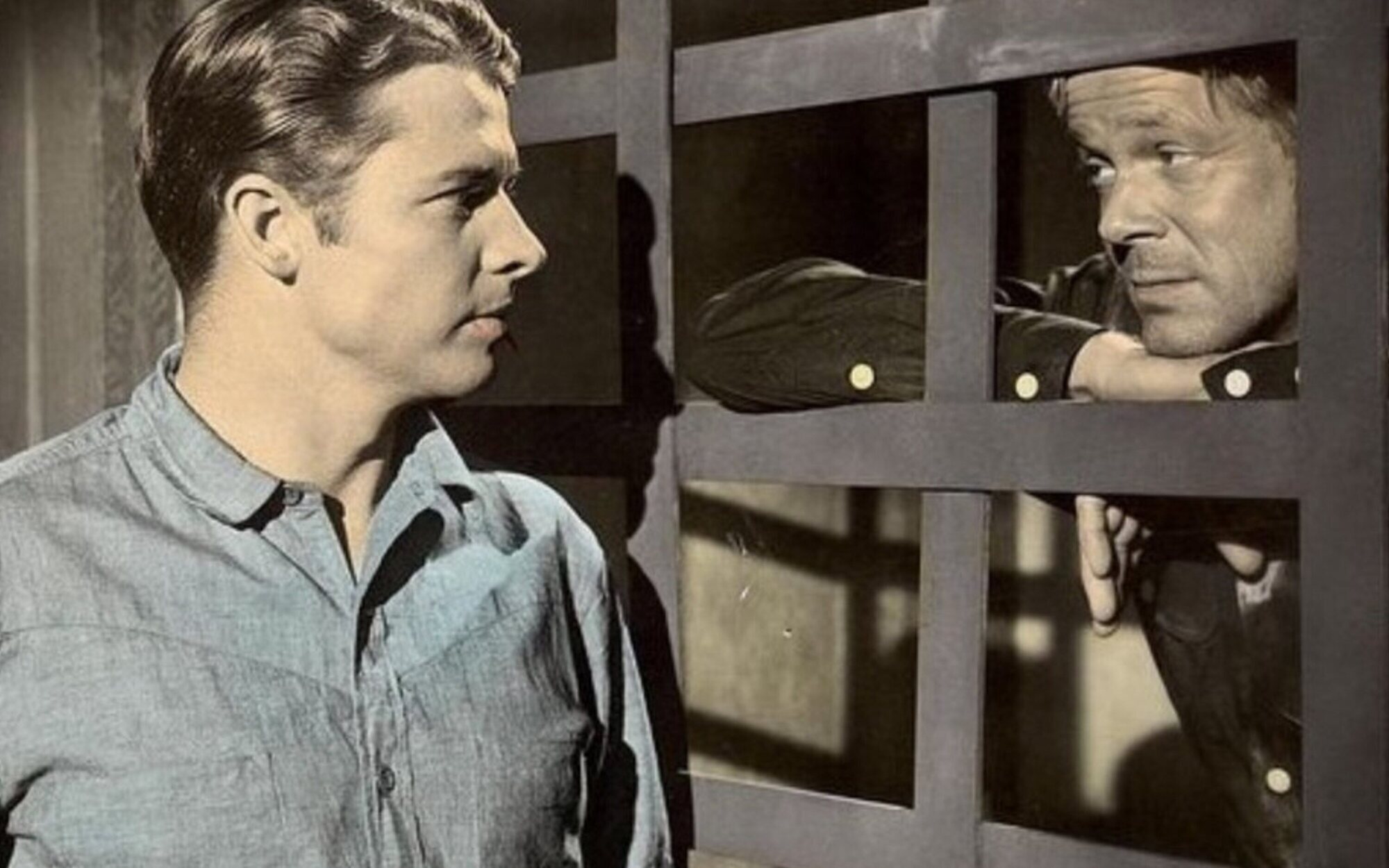 Nuevo golpe de 'Cine western' (4,7%), distanciándose de las turcas 'El sultán' (2,4%) y 'Alas rotas' (2,6%)