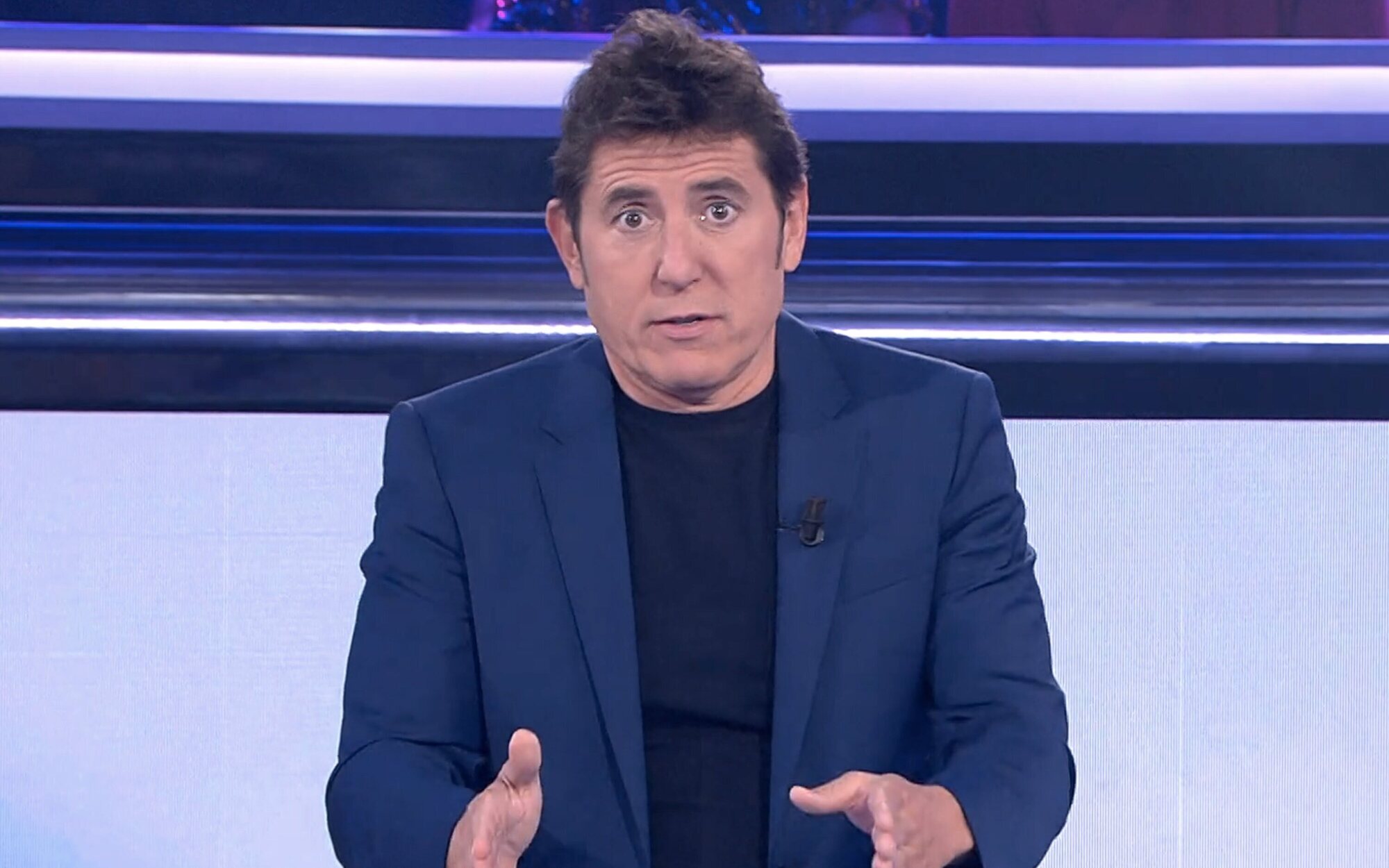 El dardo de Antena 3 a Telecinco por el amplio liderazgo de 'Atrapa un millón' frente a 'Escándalo'