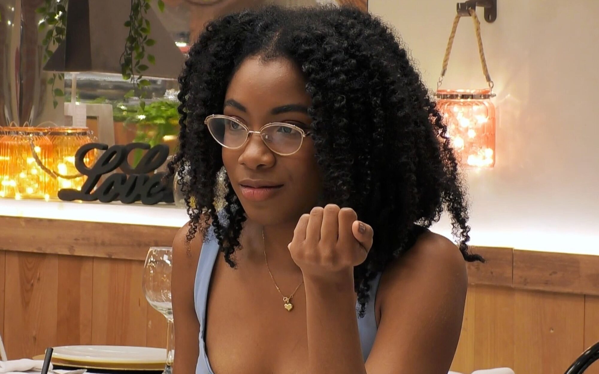 La arrogancia y el egocentrismo llegan a 'First Dates' en la cita más tensa: "Sentía que estaba en un examen"