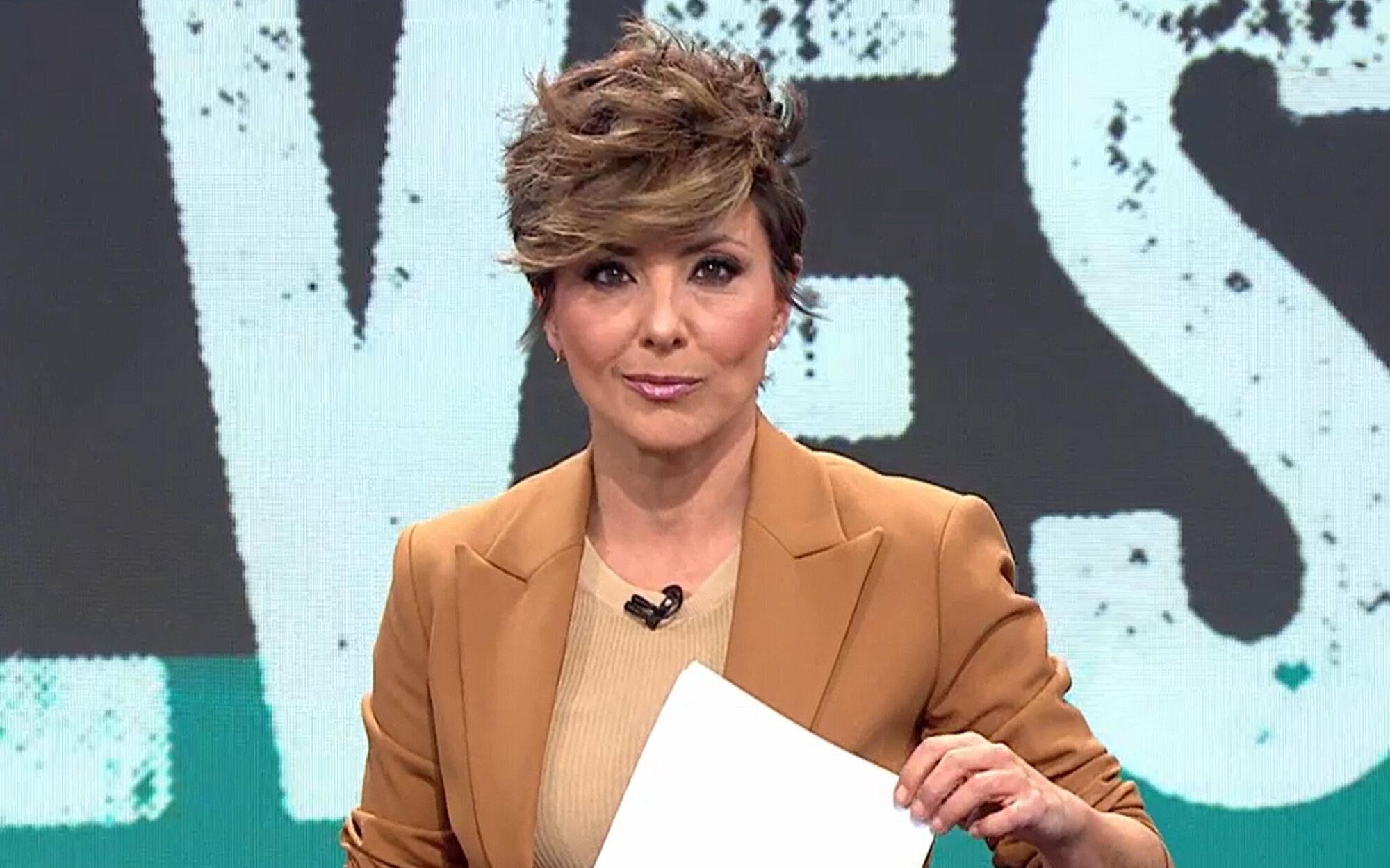 Sonsoles Ónega asegura que no se plantearon "preguntas inesperadas" sobre los Premios Feroz a Luis Zahera