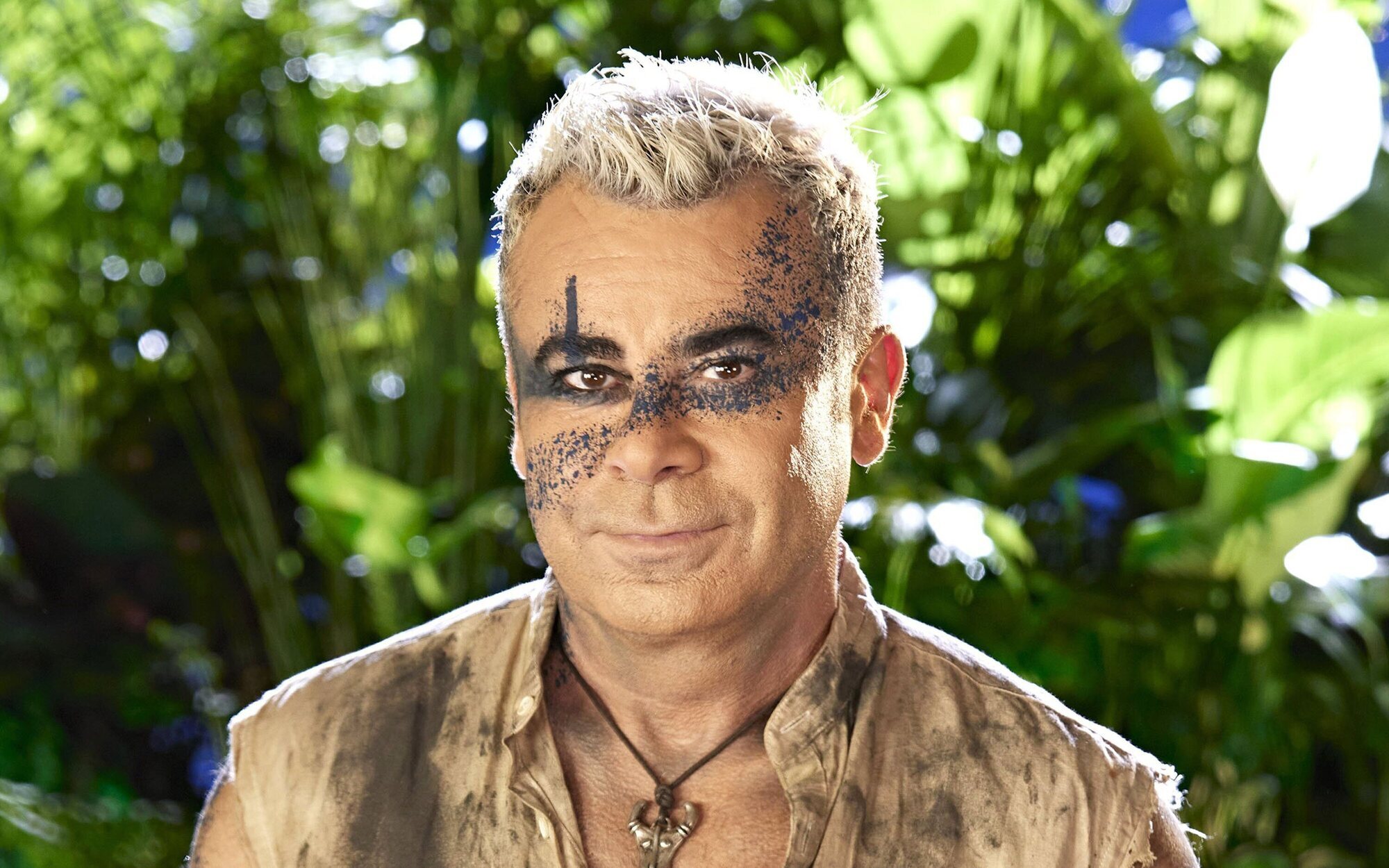 Telecinco inicia la cuenta atrás para 'Supervivientes 2023' anunciando su primer concursante en 'Fiesta'