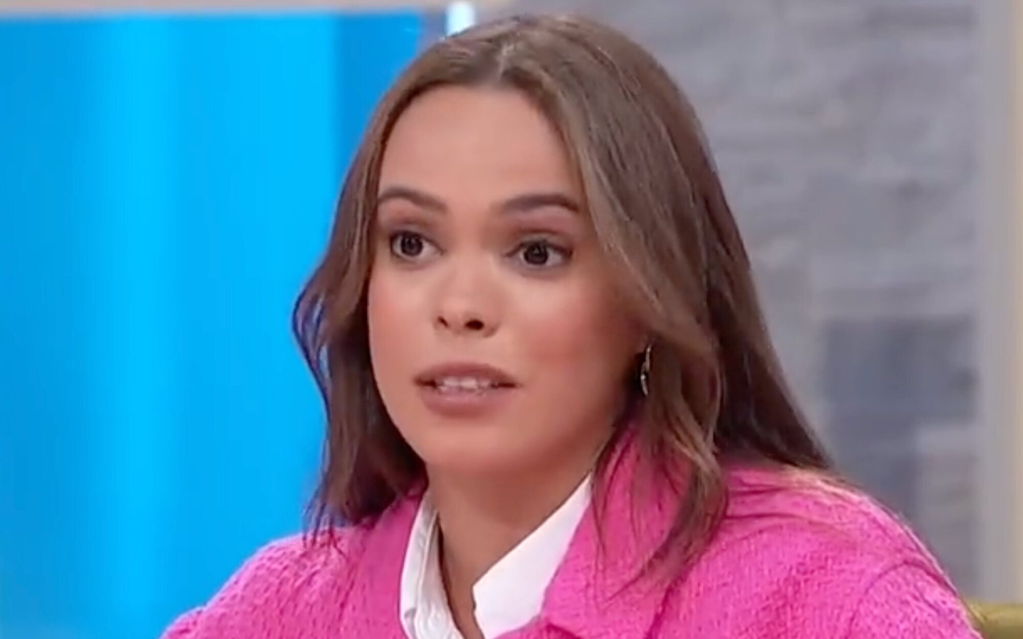 Gloria Camila reaparece en La 1 tras abandonar la televisión y se niega a hablar de Rocío Carrasco