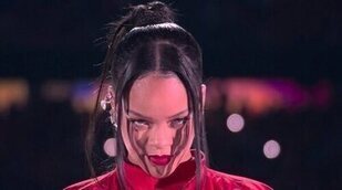 Así fue la impactante actuación de Rihanna en la Super Bowl 2023 donde voló literalmente por los aires