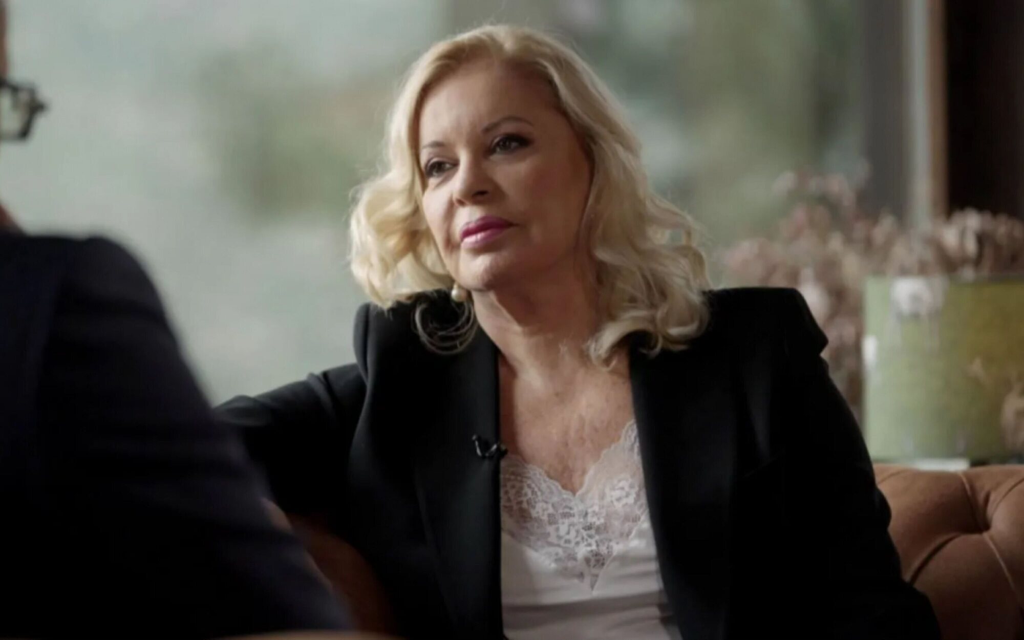 El 'Chester' (13,7%) de Bárbara Rey marca máximo de temporada y se acerca peligrosamente a 'Hermanos' (14,1%)