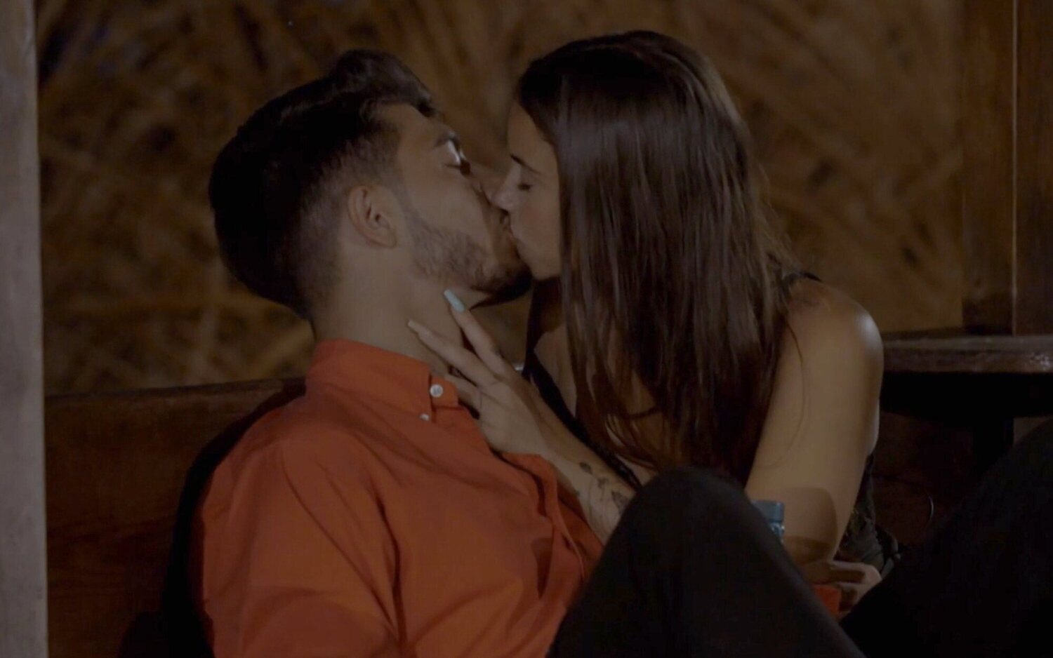 Álex Sánchez sigue los pasos de David Vaquero y se acuesta con Yaiza en &ap...