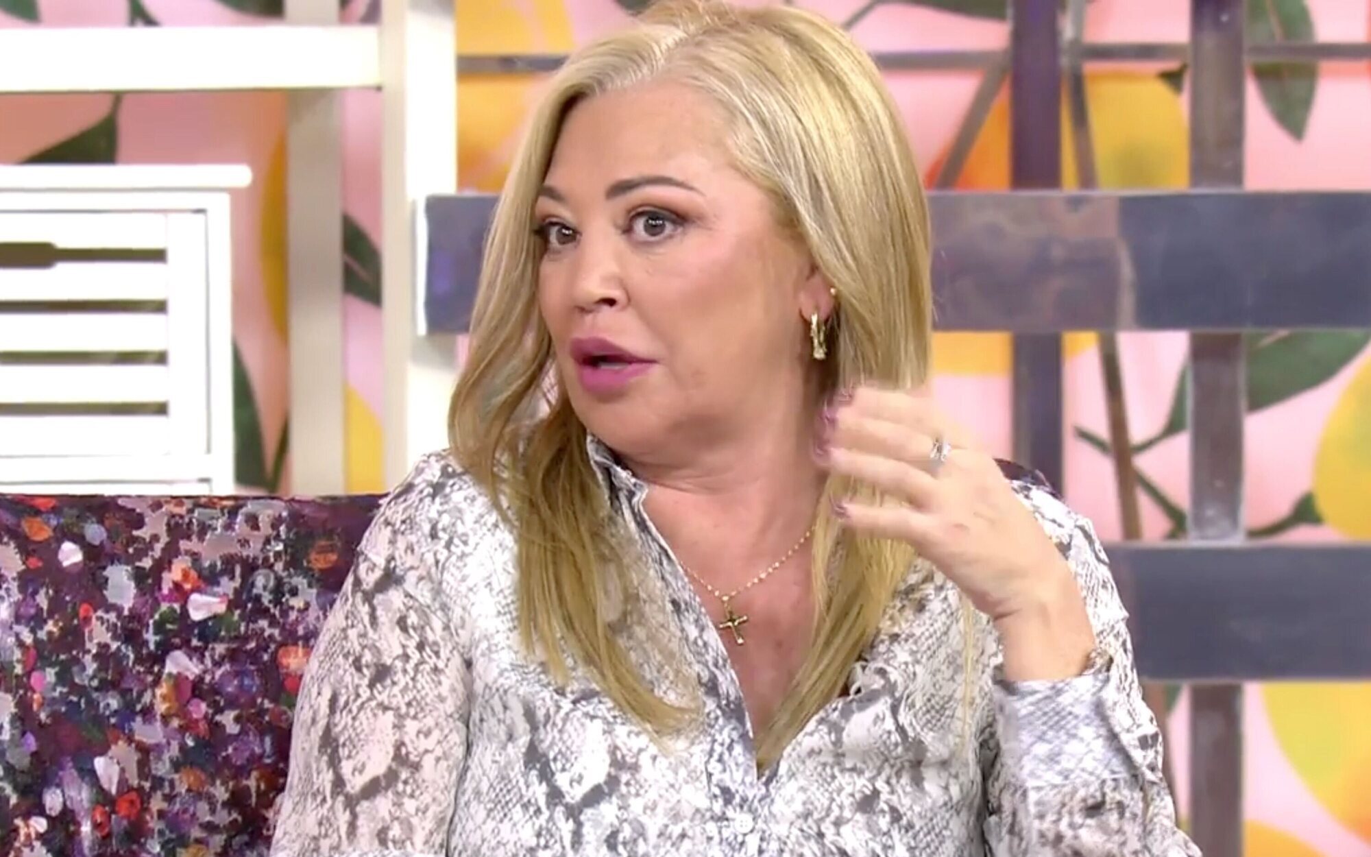 Un micro abierto capta a Belén Esteban advirtiendo al director de 'Sálvame': "Te estás pasando"