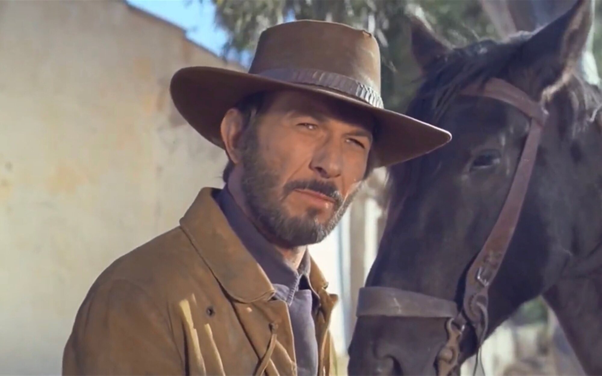'Directo Gol' y 'Alas rotas' planean peligrosamente sobre 'Cine western'