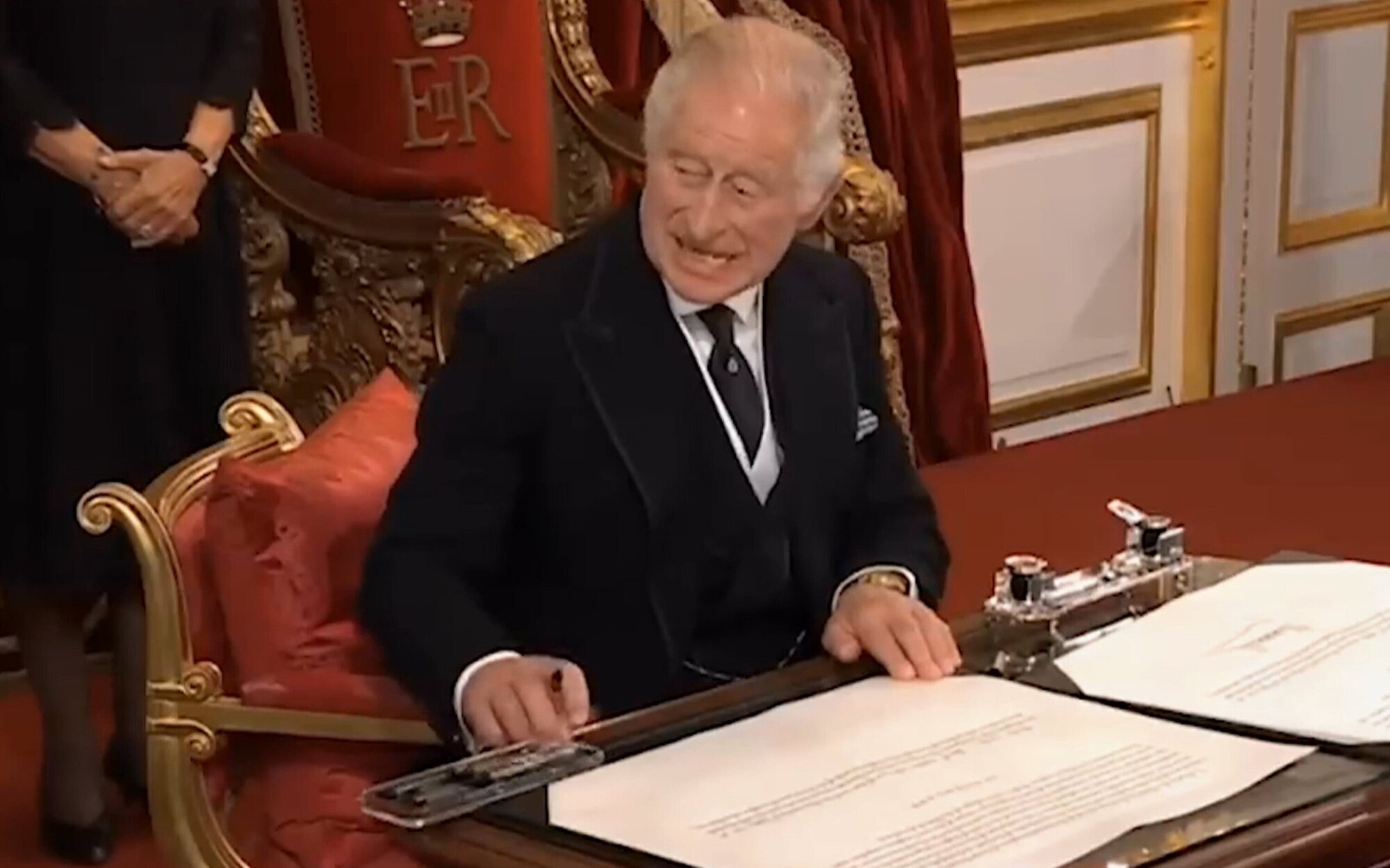 Paul Burrell retrata al rey Carlos III en 'Viajando con Chester': "Nunca le han dicho que no, excepto Diana"