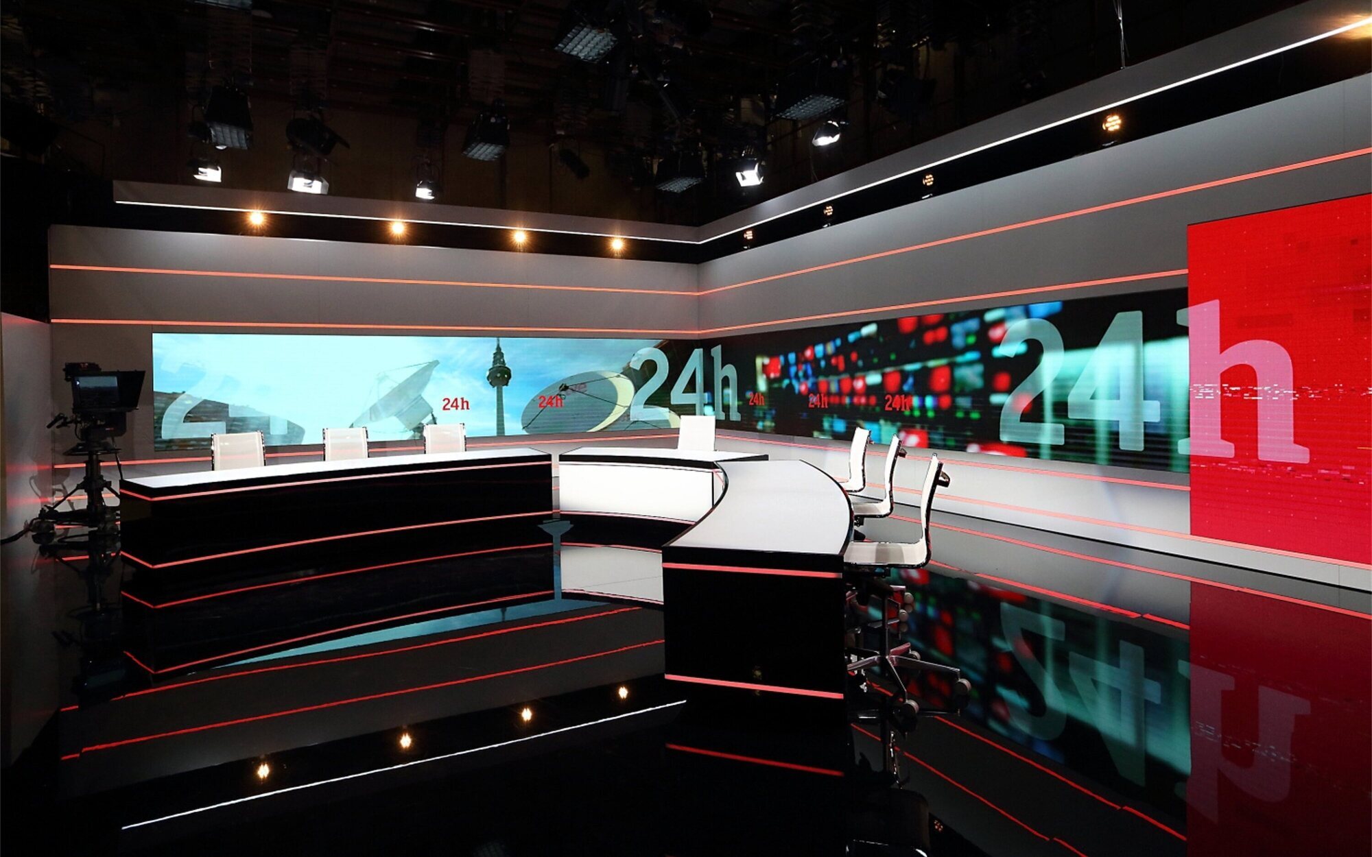 Canal 24 Horas estrena imagen: Así es su nuevo plató y línea gráfica