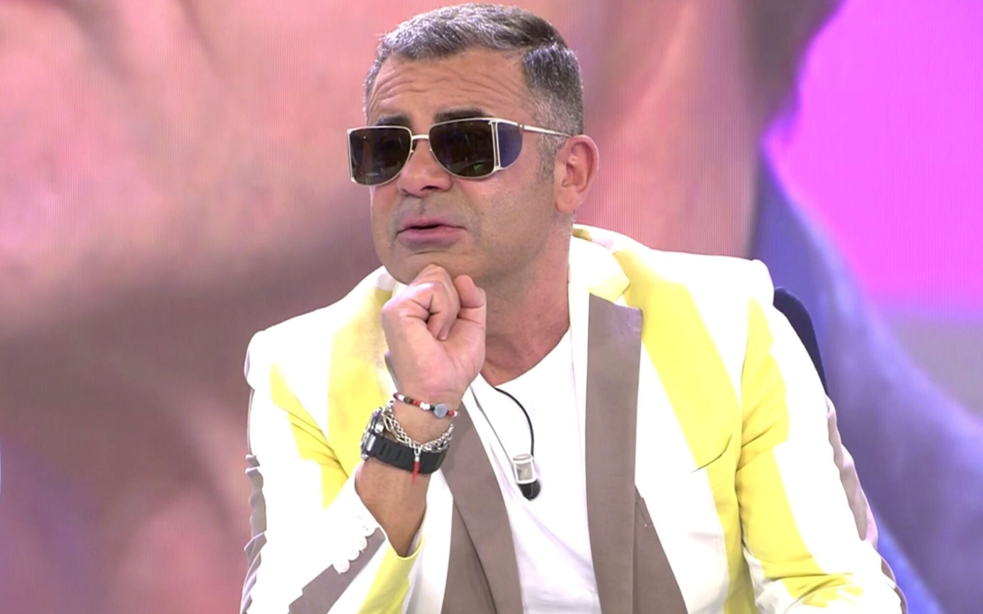 Jorge Javier Vázquez ansía el teléfono de la "señora cura maricas": "Quiero enamorarme de Laura Madrueño"