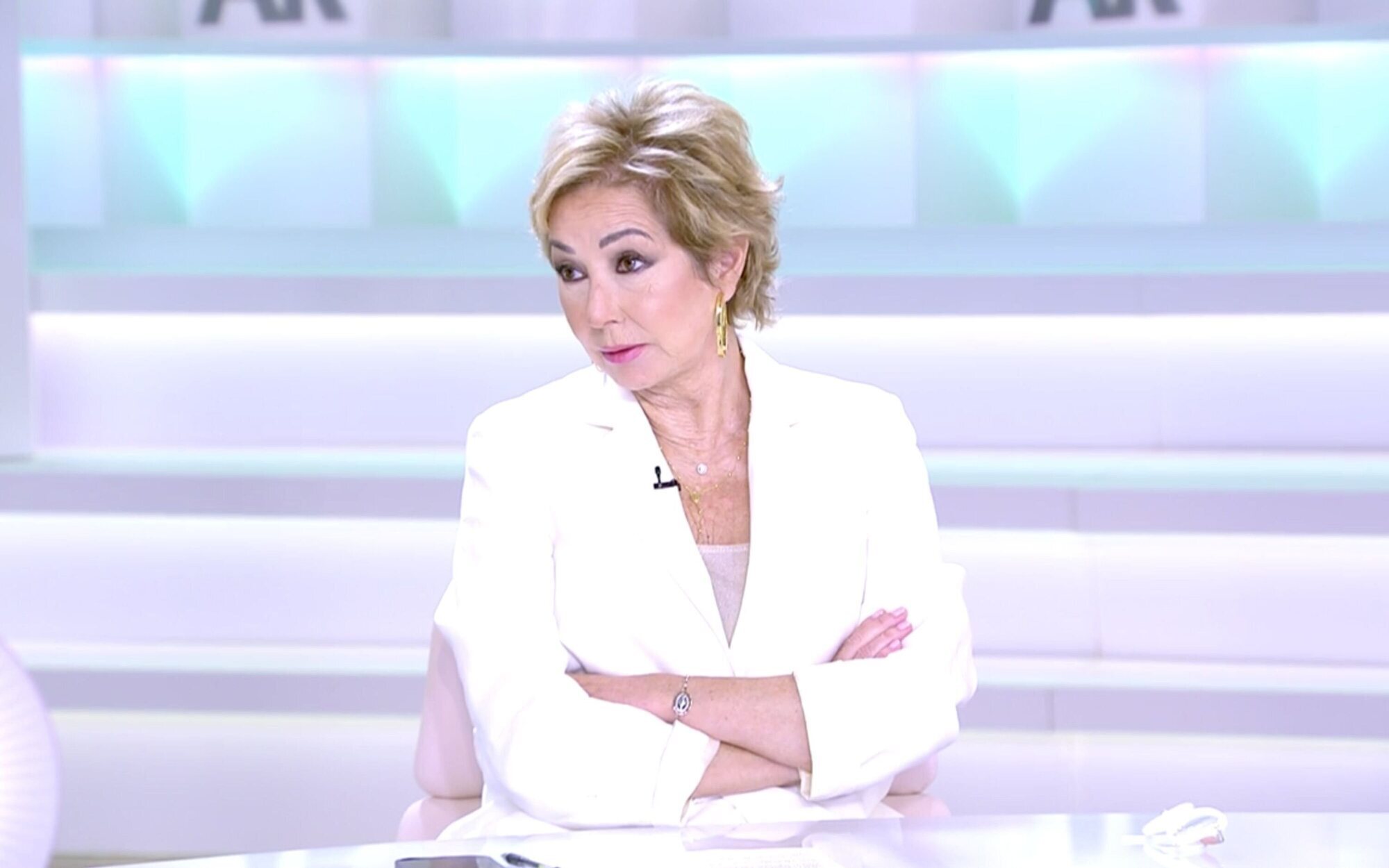 Ana Rosa Quintana, cabreada con la parodia de la Virgen del Rocío en TV3: "No me hace ni puta gracia"