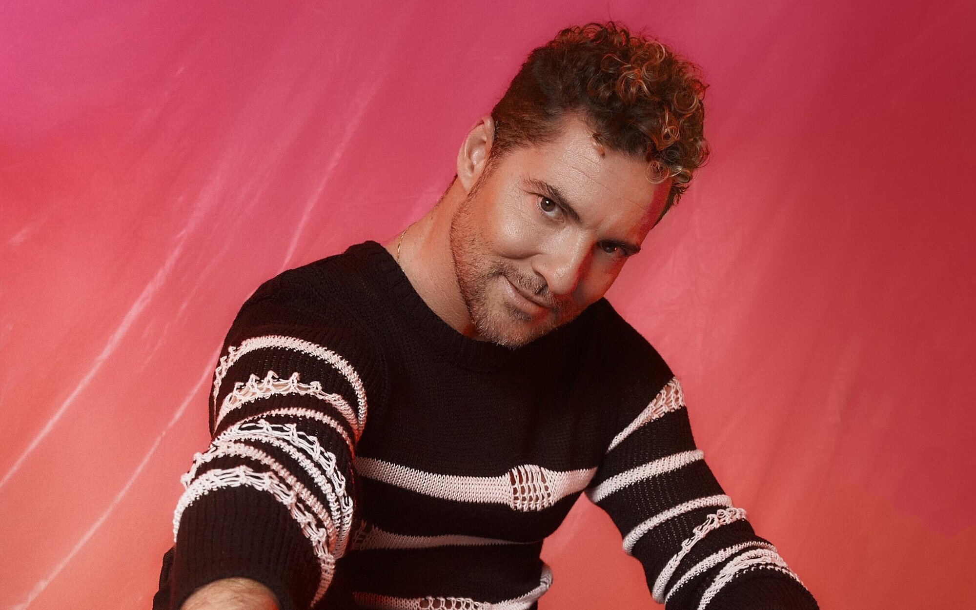 Pablo López, quinto coach de 'La Voz Kids', como representante temporal de David Bisbal