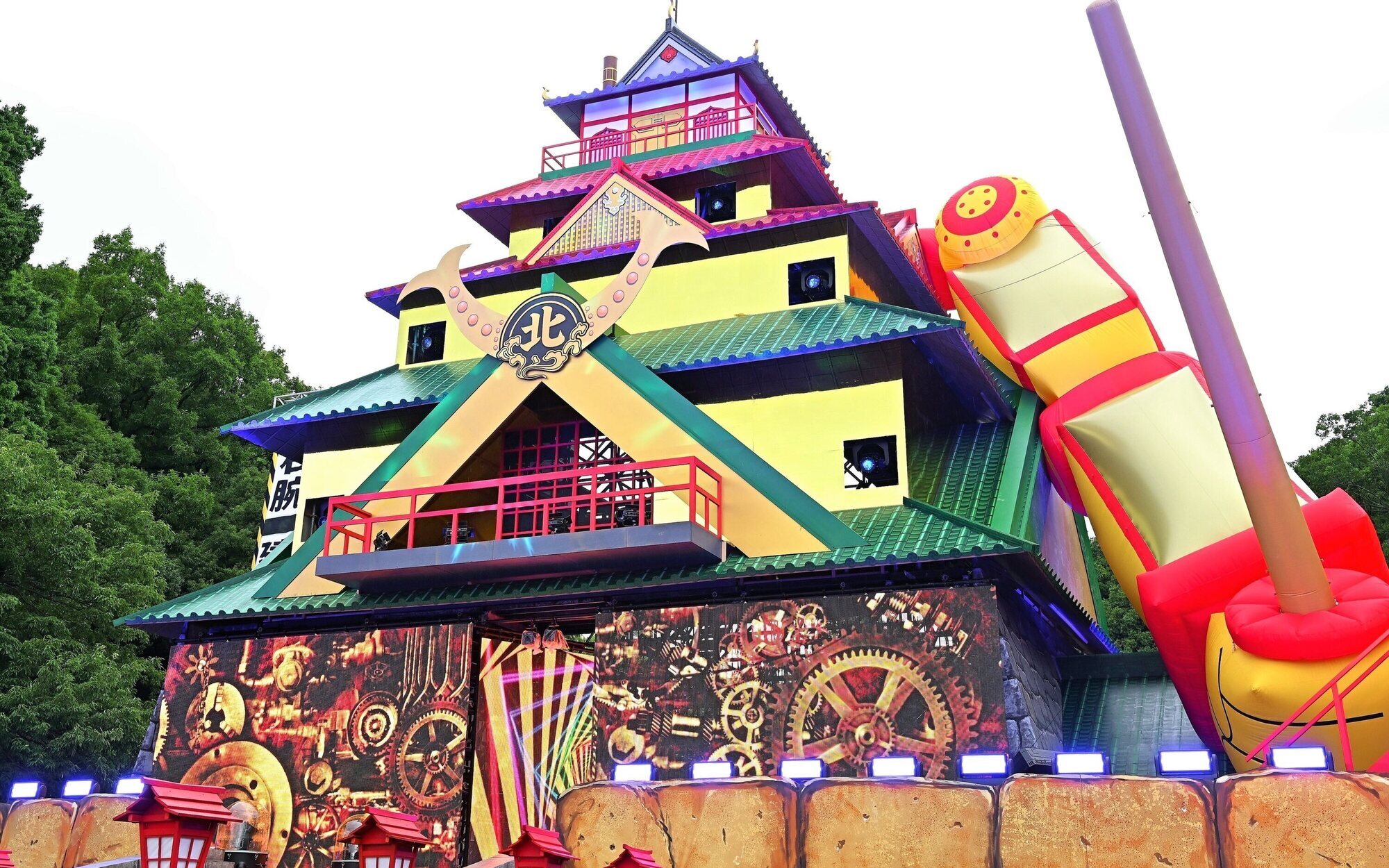 'El Castillo de Takeshi', el renovado 'Humor amarillo' de Amazon, se estrena el 10 de julio