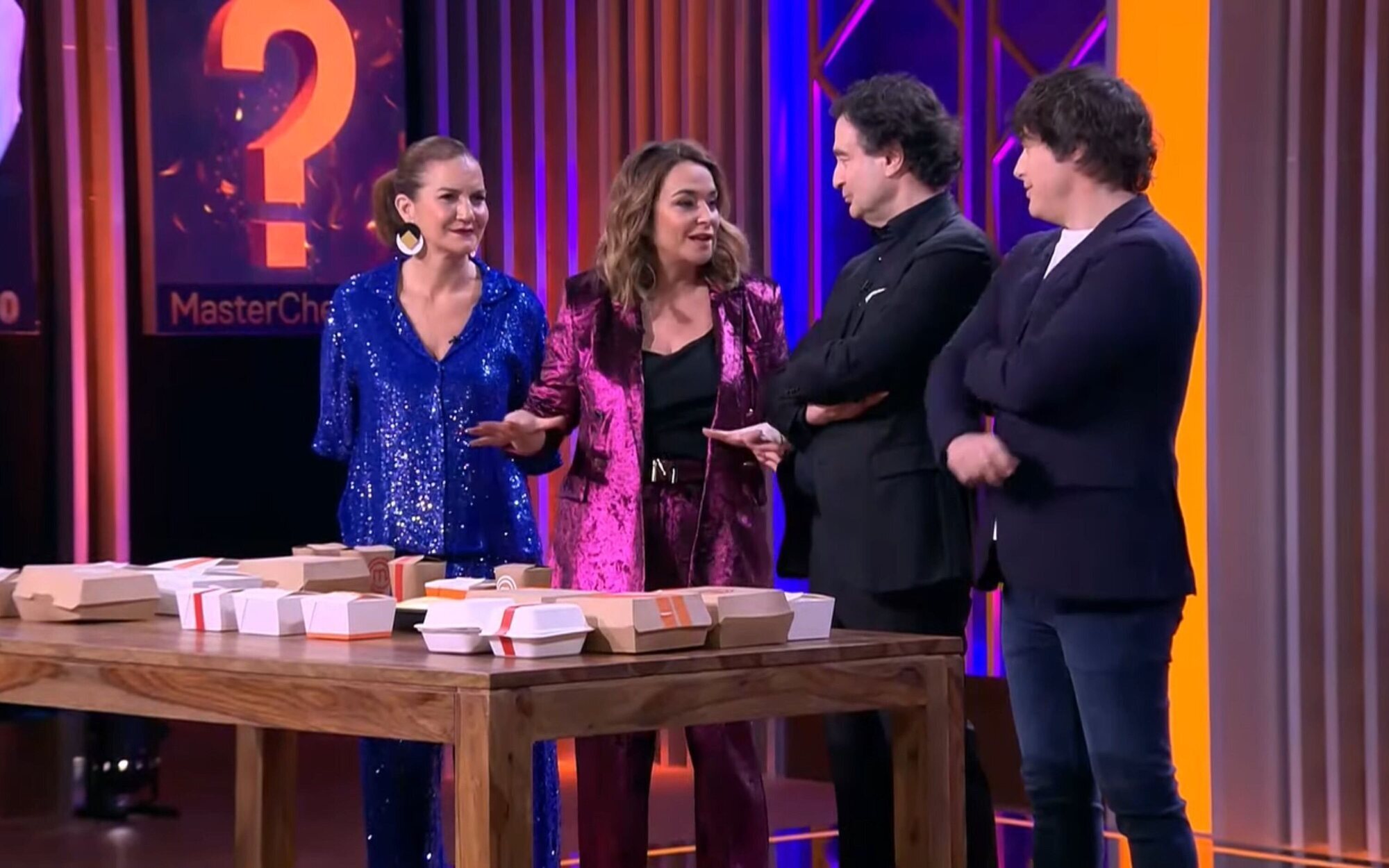 La visita de Toñi Moreno a 'MasterChef', desfasada y buscando la reconciliación con María del Monte