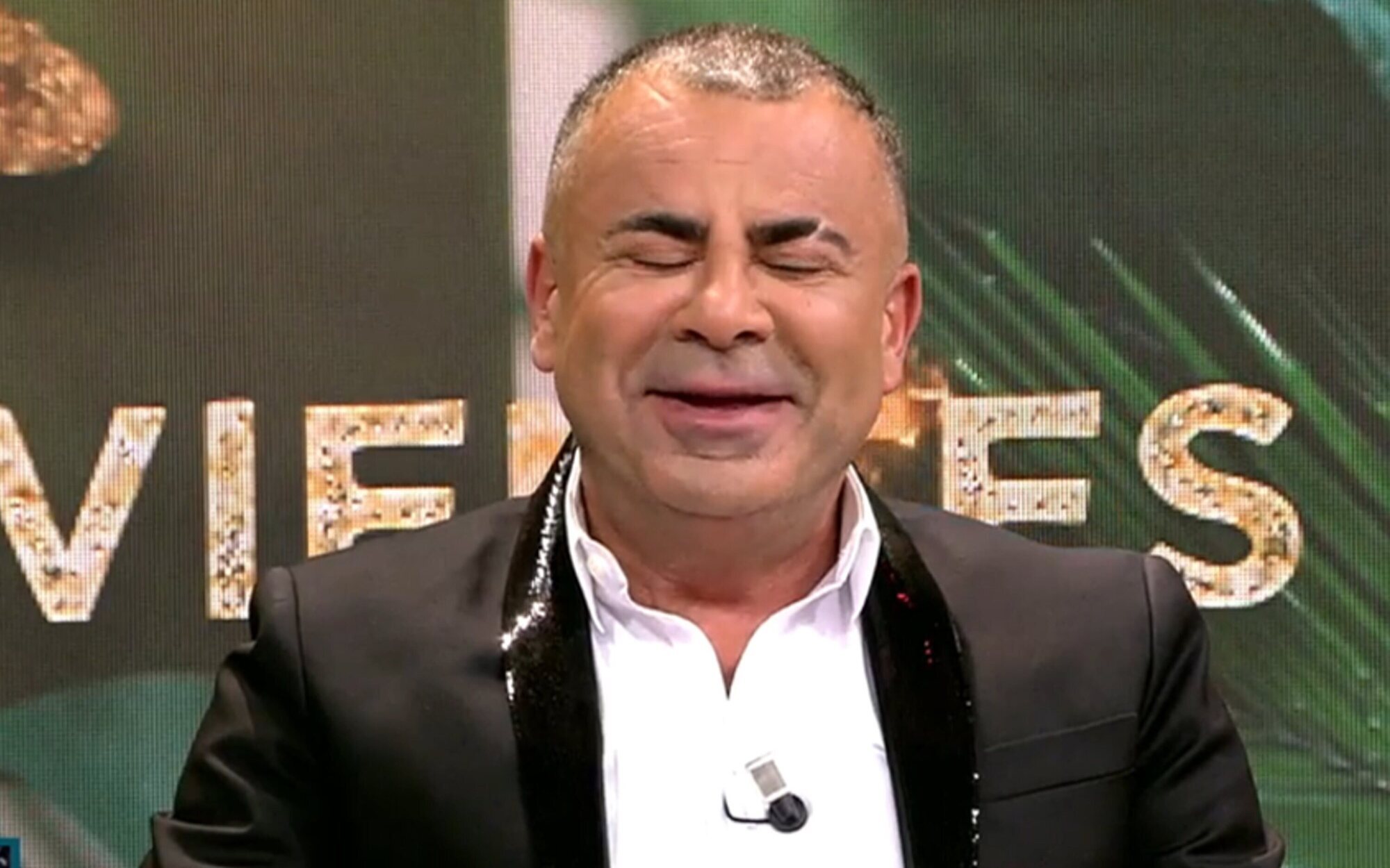 Las pullas de Jorge Javier y los colaboradores de 'Deluxe' a la cancelación de 'Sálvame': "Huele a muerto"