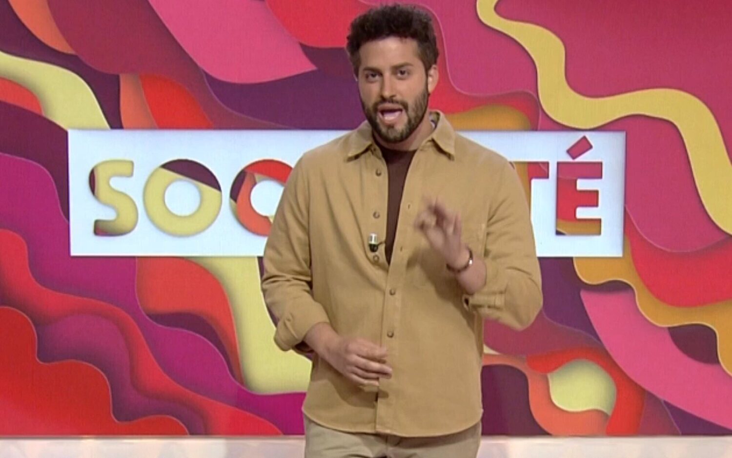 Javier de Hoyos presenta 'Socialité' debido a la cobertura de la