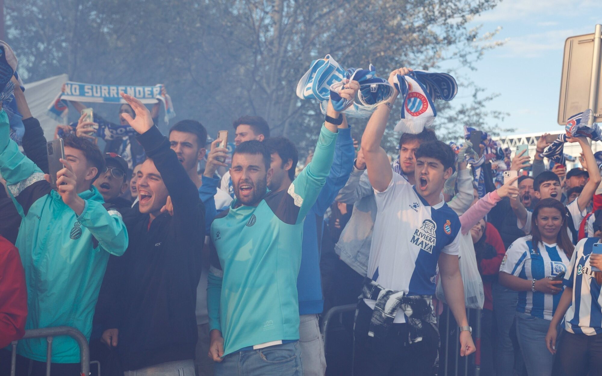 La venganza del realizador con el fan del Espanyol y candidato del PP que derribó una cámara