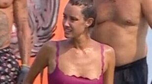 Adara Molinero sufre un percance con el bikini y acaba enseñando los pechos en 'Supervivientes'