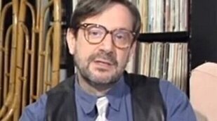 Muere Carlos Tena, periodista musical y mítico presentador de RTVE, a los 79 años