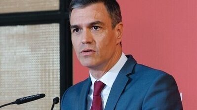Pedro Sánchez desafía a Núñez Feijóo a un cara a cara semanal televisado hasta las elecciones generales