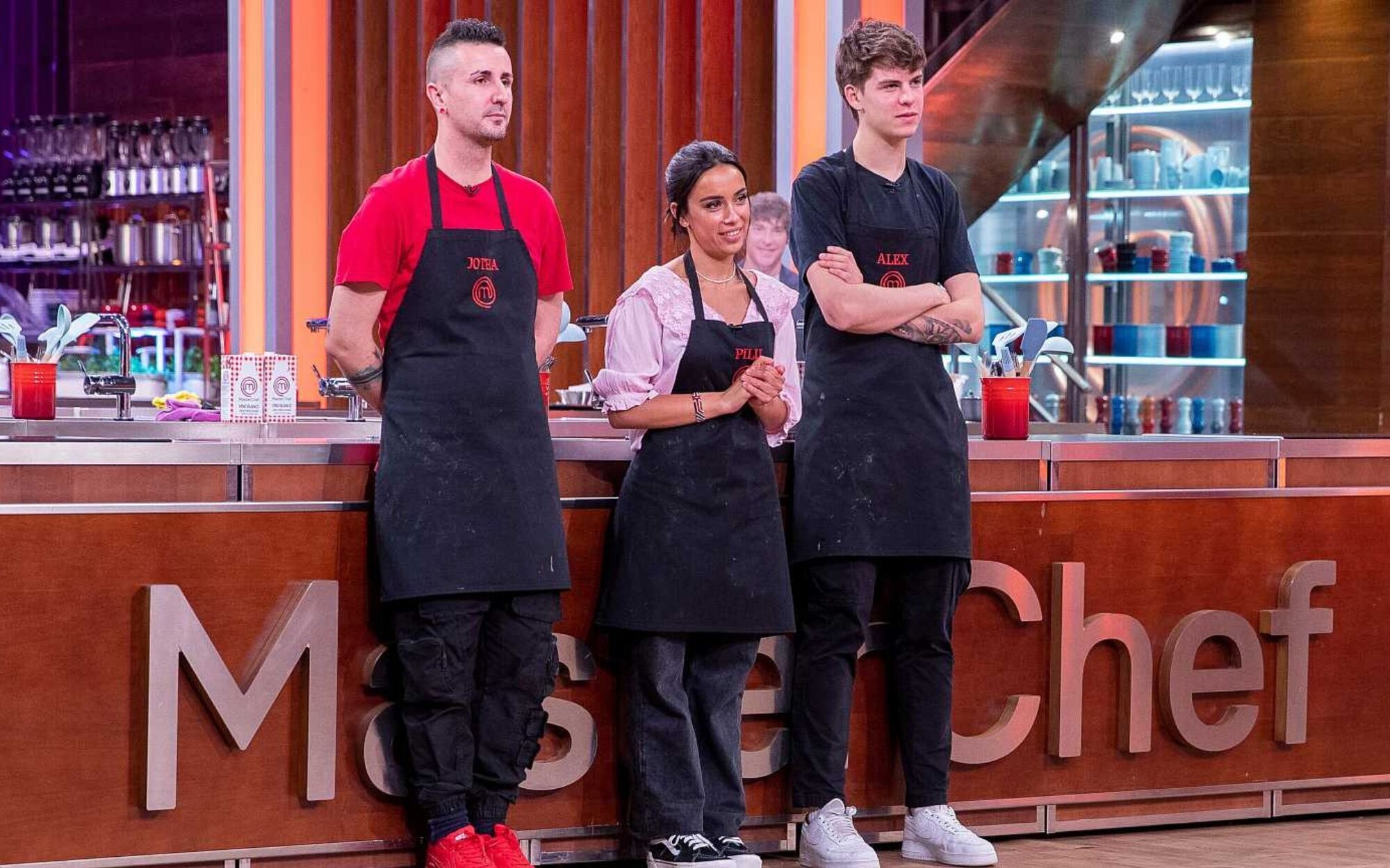 'Supervivientes' (14,8%) se mantiene líder ante la subida de 'MasterChef' (14%) en su recta final