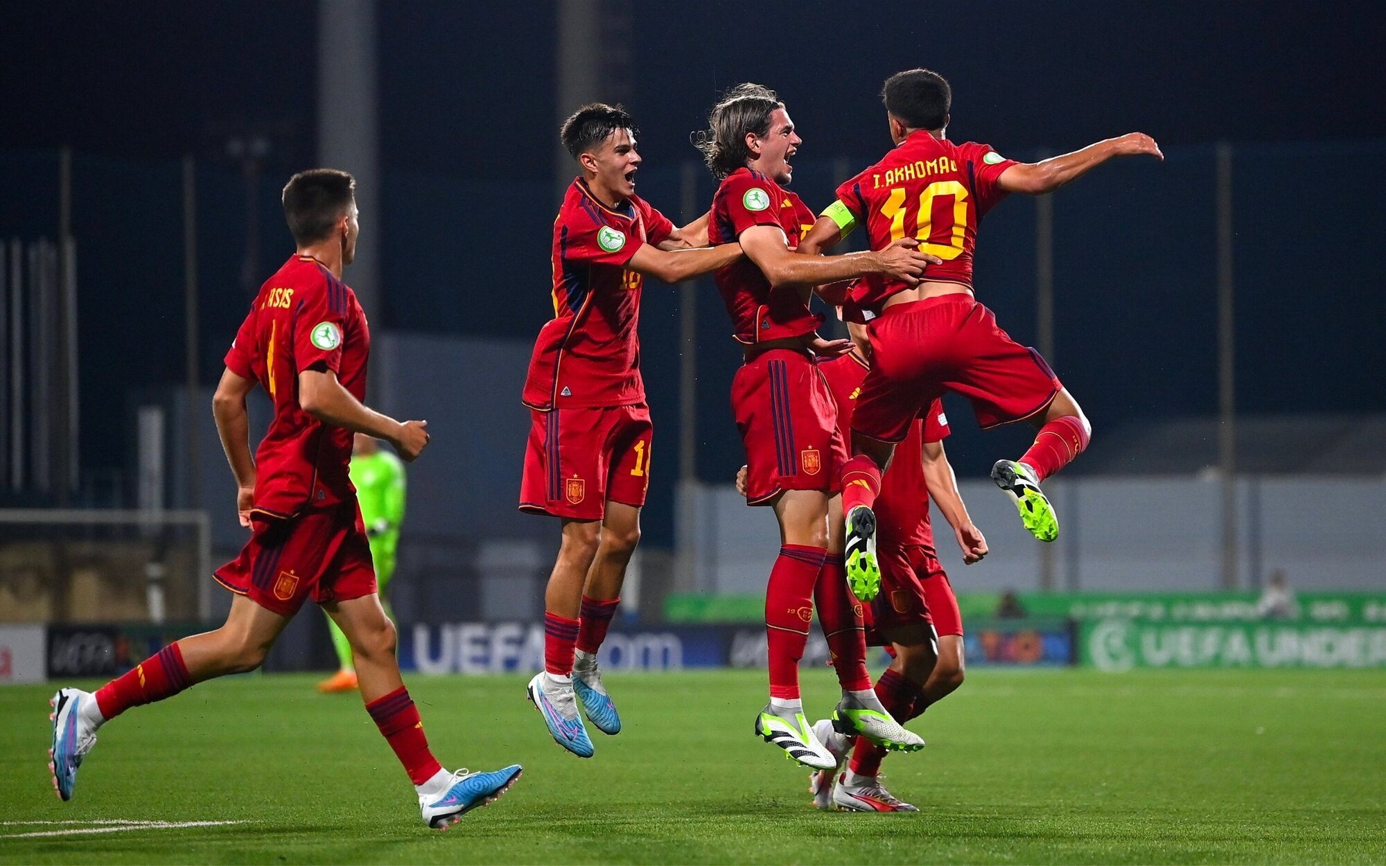 El Islandia-España de fútbol sub 19 se cuela entre lo más visto en TDP y 'FBI' se sitúa a la cabeza