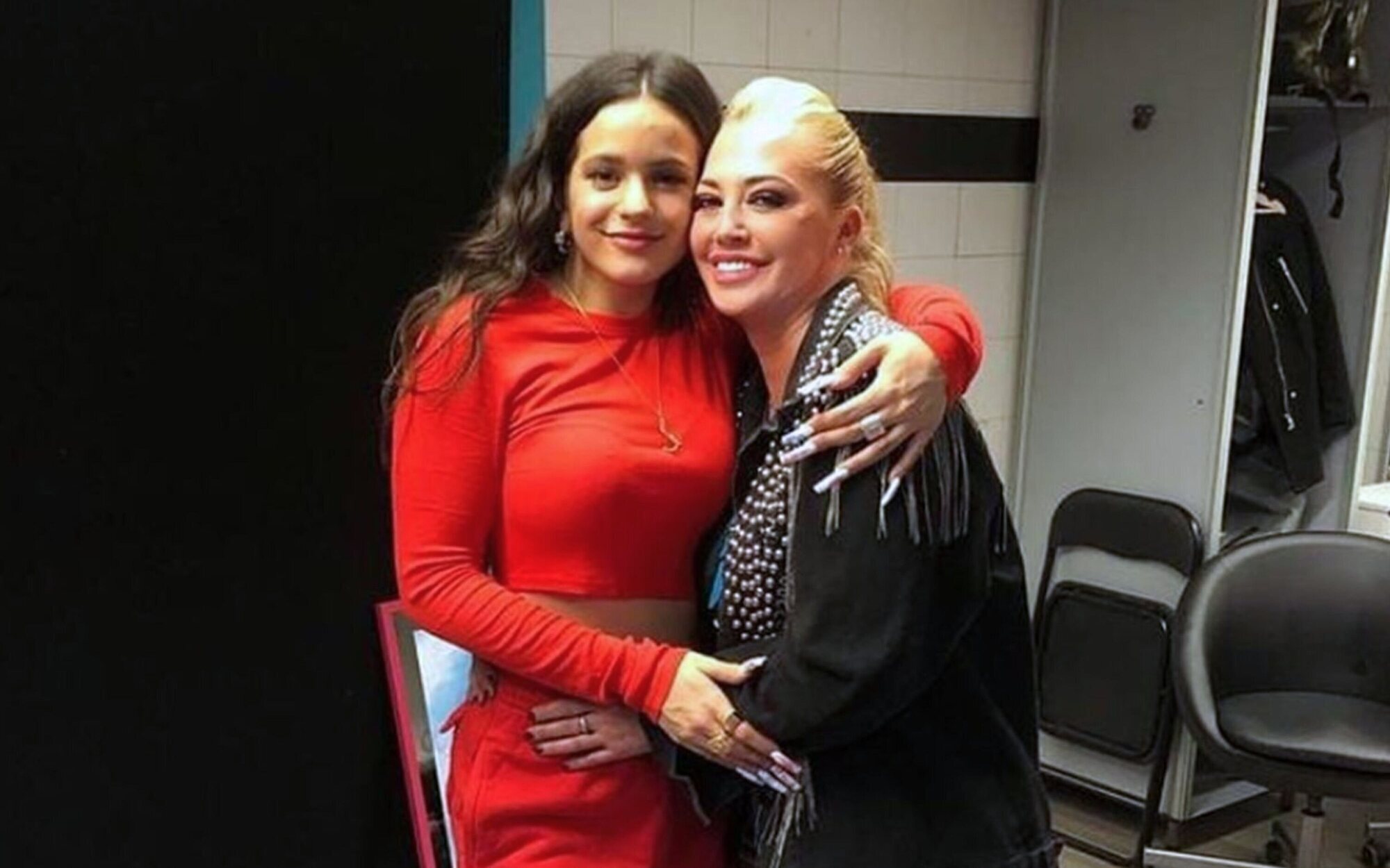 Belén Esteban muestra su apoyo a Rosalía tras su ruptura con Rauw Alejandro: "Él se lo pierde"