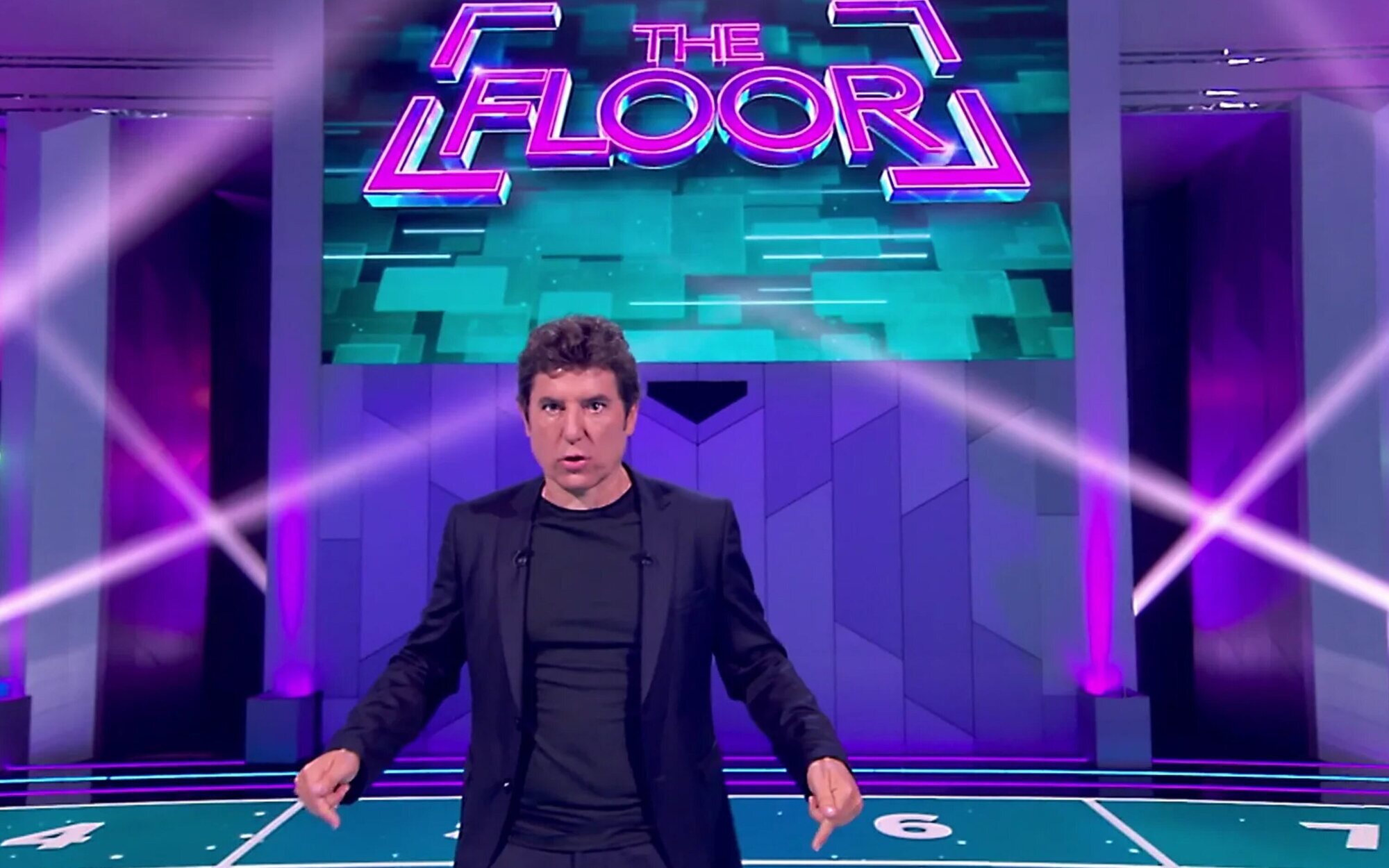 Antena 3 comienza a promocionar 'The Floor', su nuevo concurso con Manel Fuentes