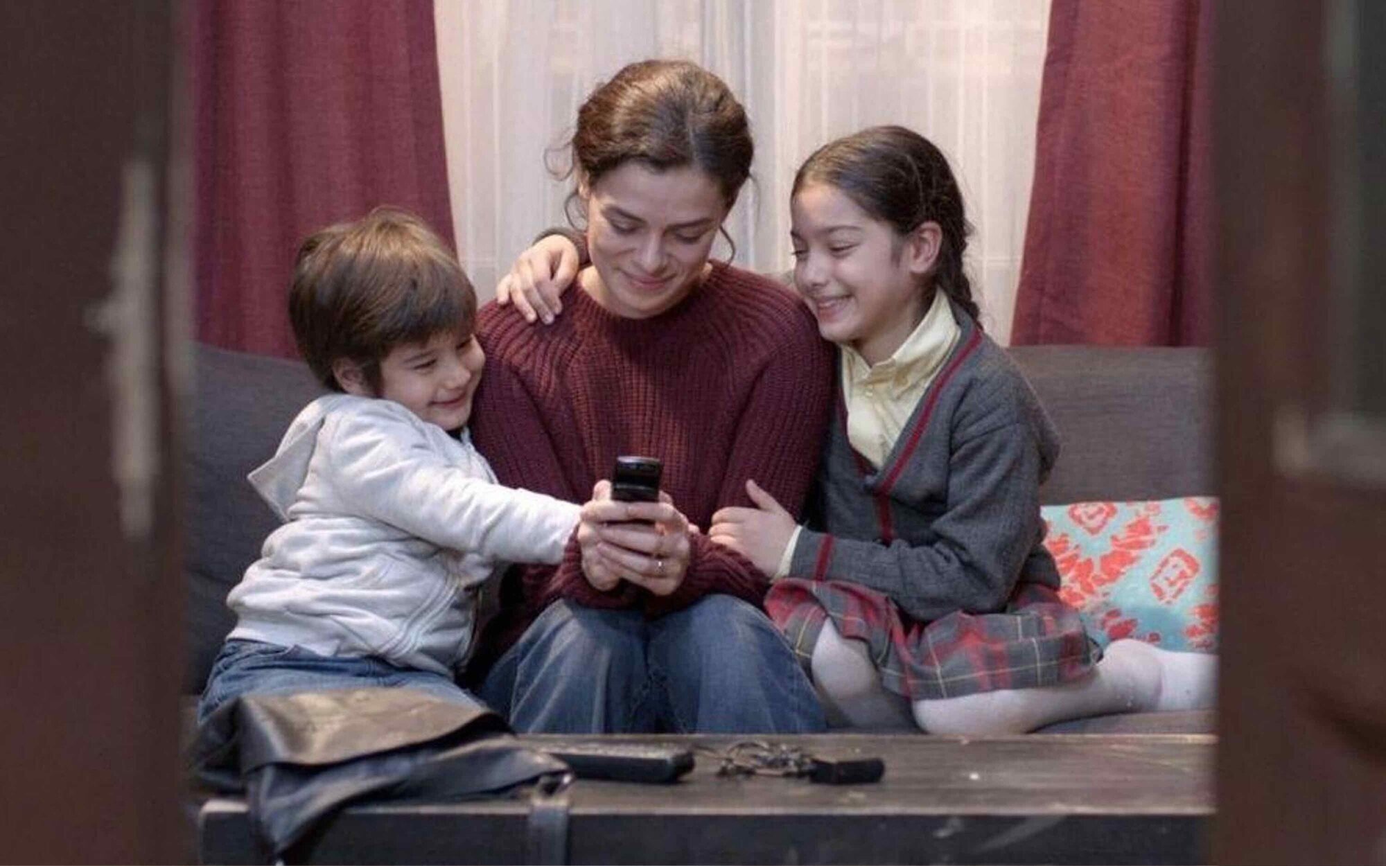 Nova tiñe de rosa el ranking con 'Mujer' (3,3%) a la cabeza, con 'FBI International' cerca