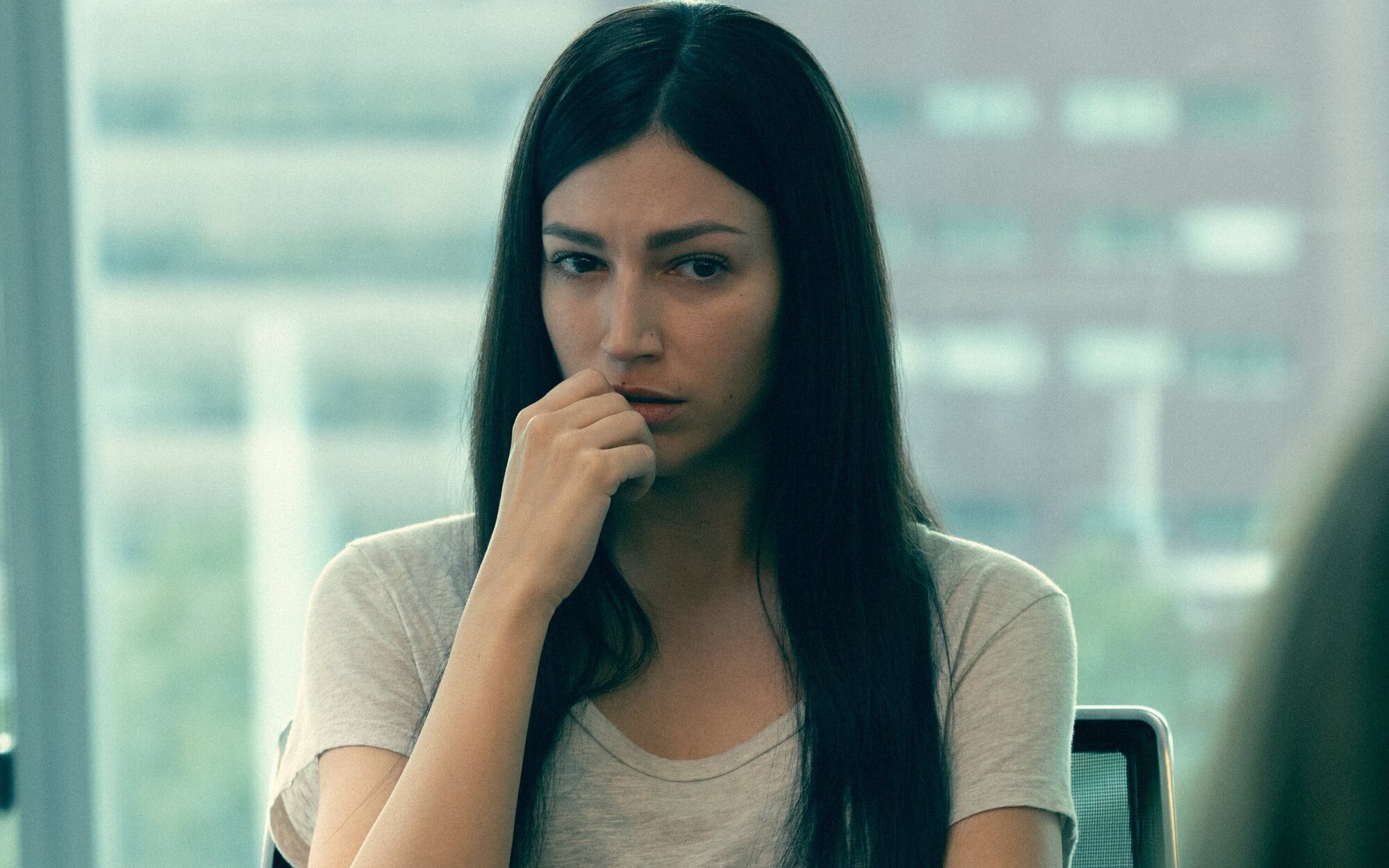 'El cuerpo en llamas' incendia Netflix con uno de los estrenos españoles más masivos del año