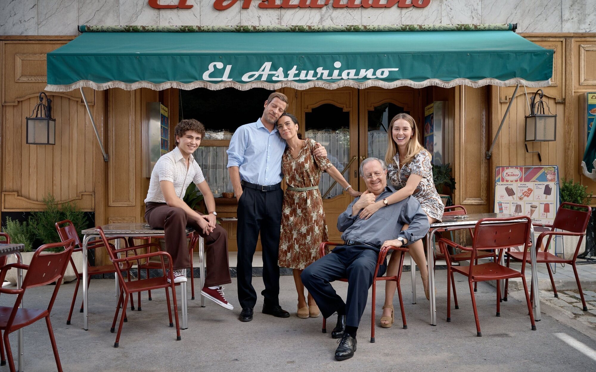 'Amar es para siempre' finaliza su rodaje y el equipo se despide con un emotivo discurso de Manu Baqueiro