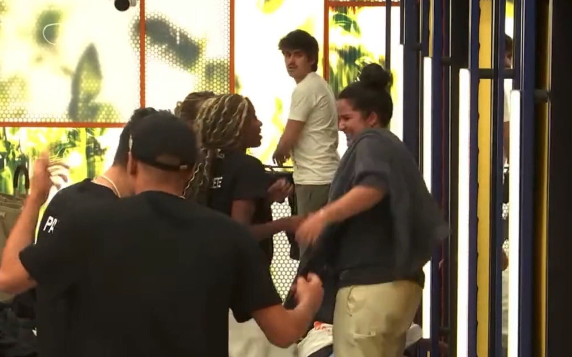 El polémico beso de 'OT 2023' de Salma a Suzete: ¿Qué pasó antes y después del fragmento viral?