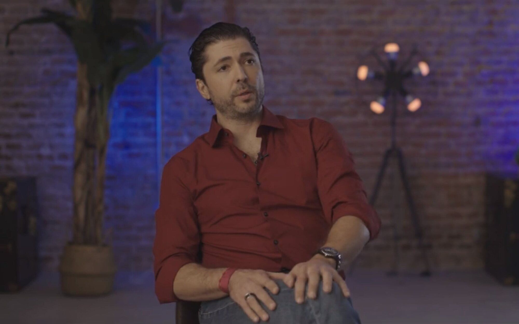 Ángel Cristo señala a Chelo García-Cortés por una controvertida carta: "Debería darme a mí las gracias"