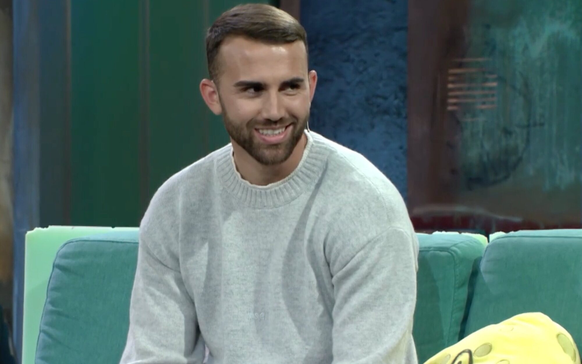 Borja Mayoral destierra a María Pombo y responde a las preguntas de 'La resistencia': "He metido 4 o 5 goles"