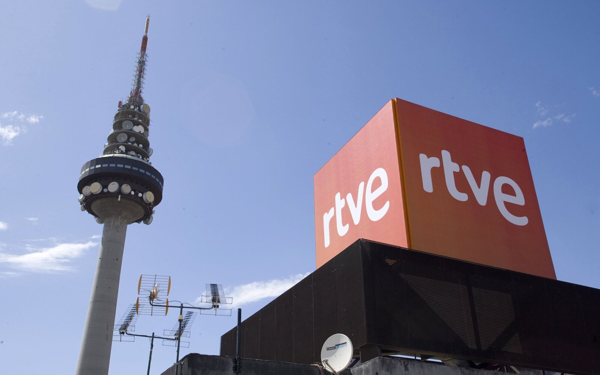 Un incendio en las instalaciones de RTVE ocasiona problemas en la emisión de sus cadenas