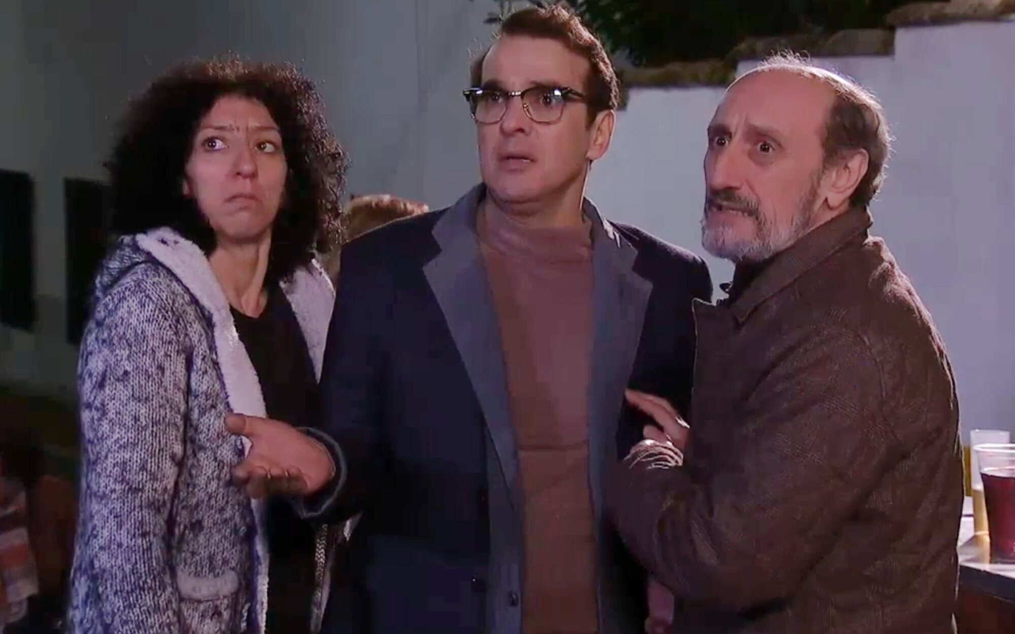 De 'La que se avecina' a la indigencia: Mónica Cervera vive en un parque y sobrevive pidiendo en la calle