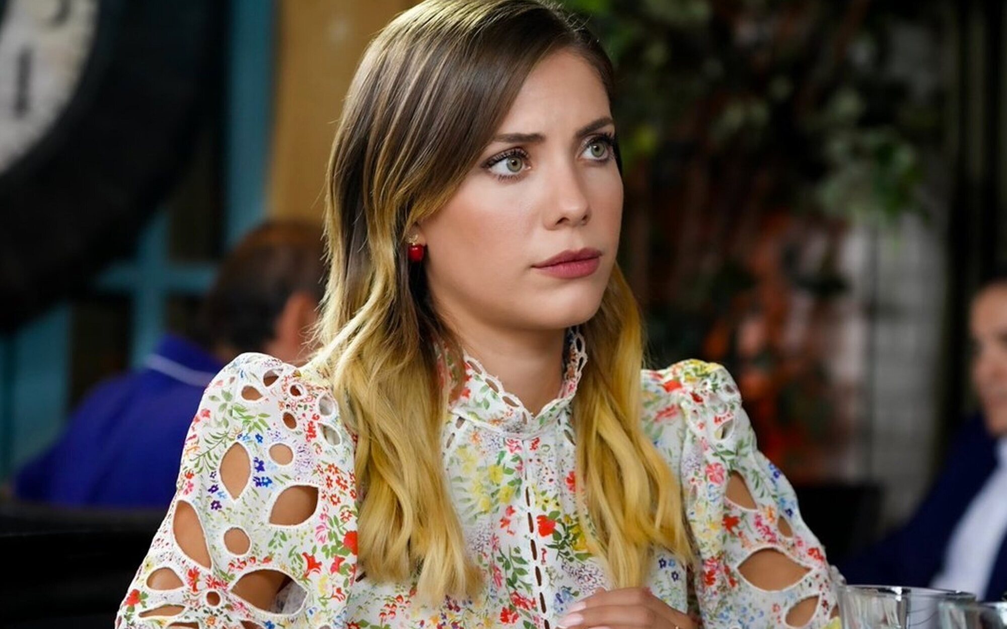 Feride confía en Sahika para que conquiste a Çagatay en 'Pecado original' 