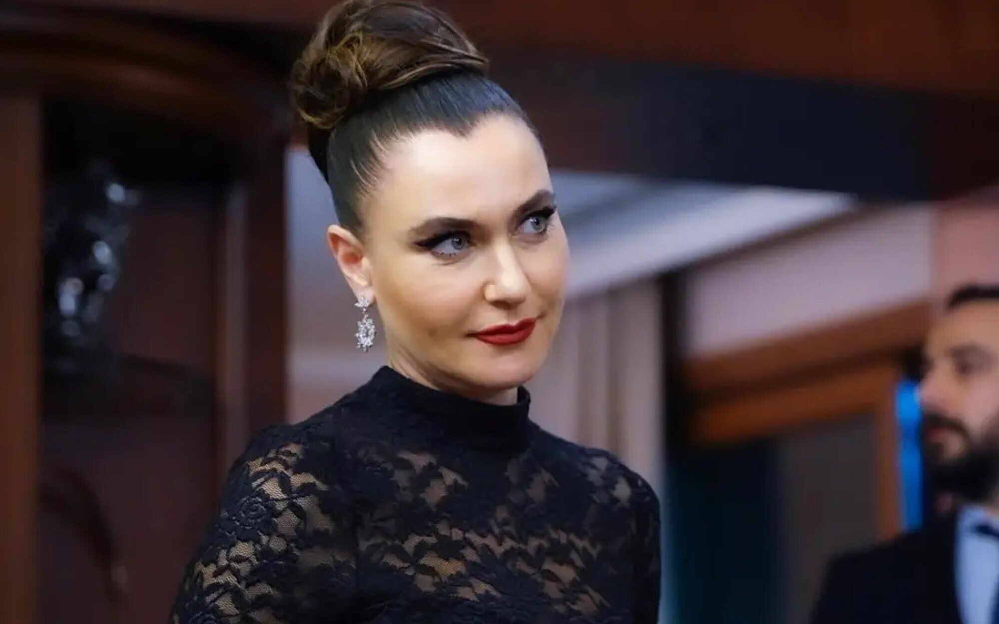 'Pecado original' vivirá una boda clandestina y enfrentará a Zehra y Ender por la muerte de Halit